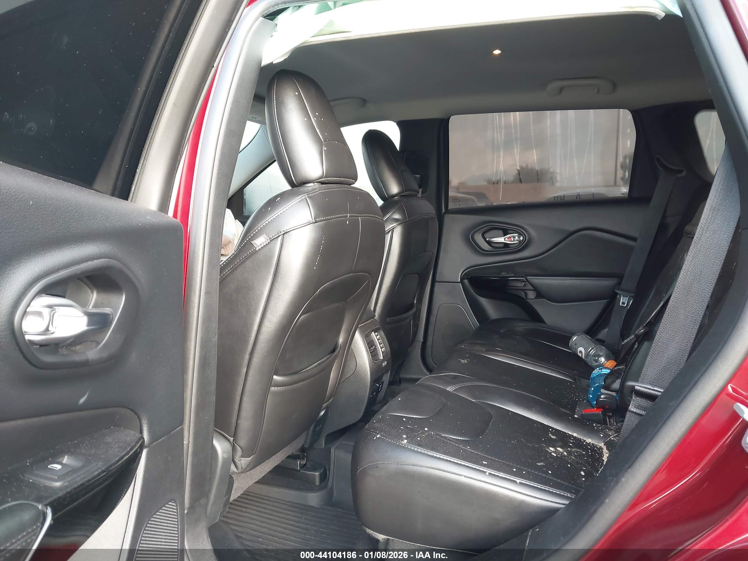JEEP CHEROKEE image 8