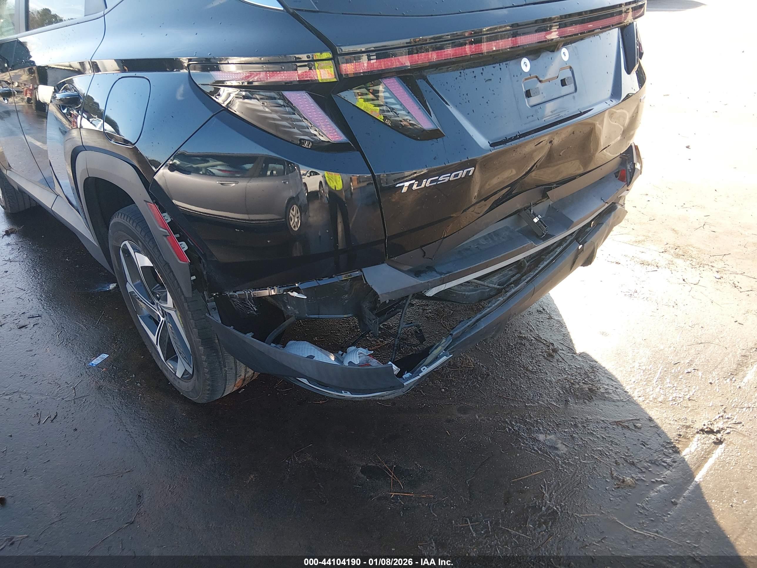 HYUNDAI TUCSON image 6