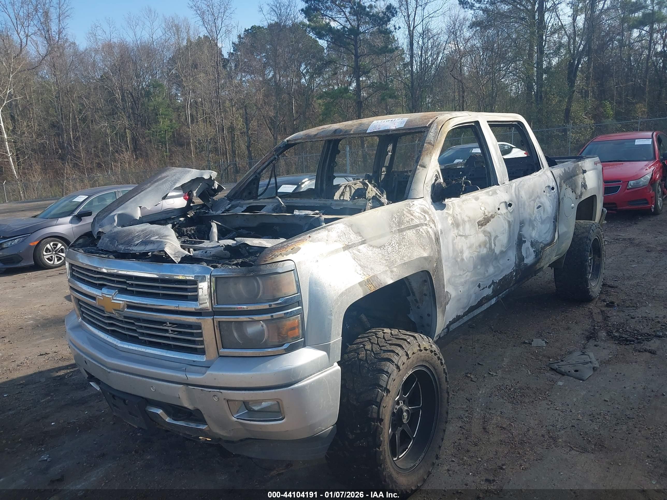 CHEVROLET SILVERADO image 6
