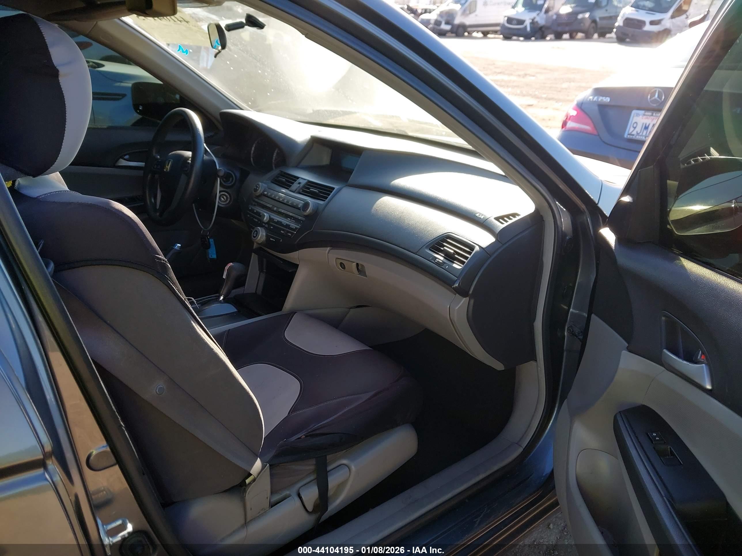 HONDA ACCORD image 5