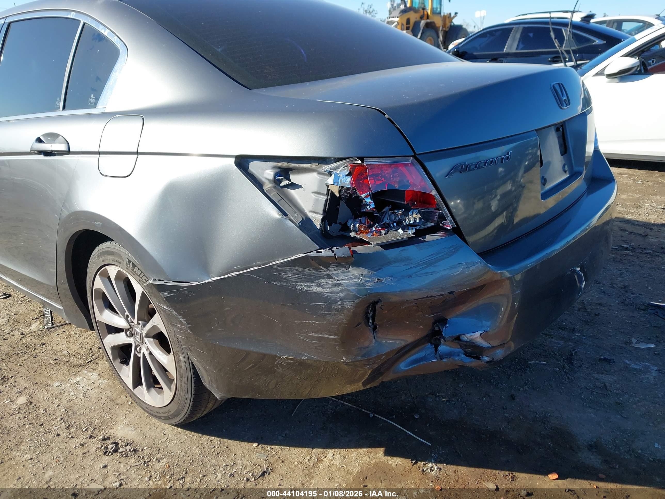 HONDA ACCORD image 6