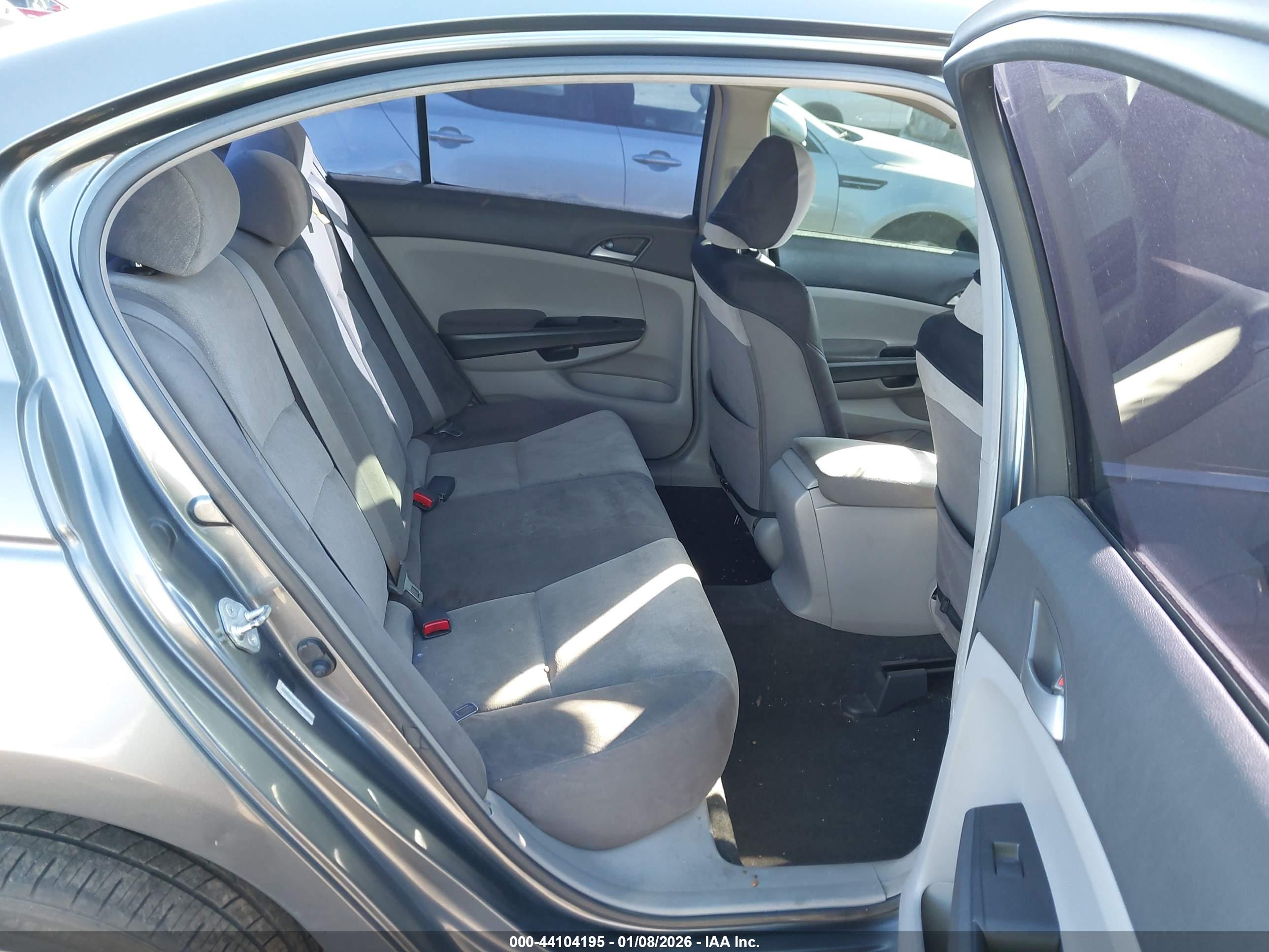 HONDA ACCORD image 8