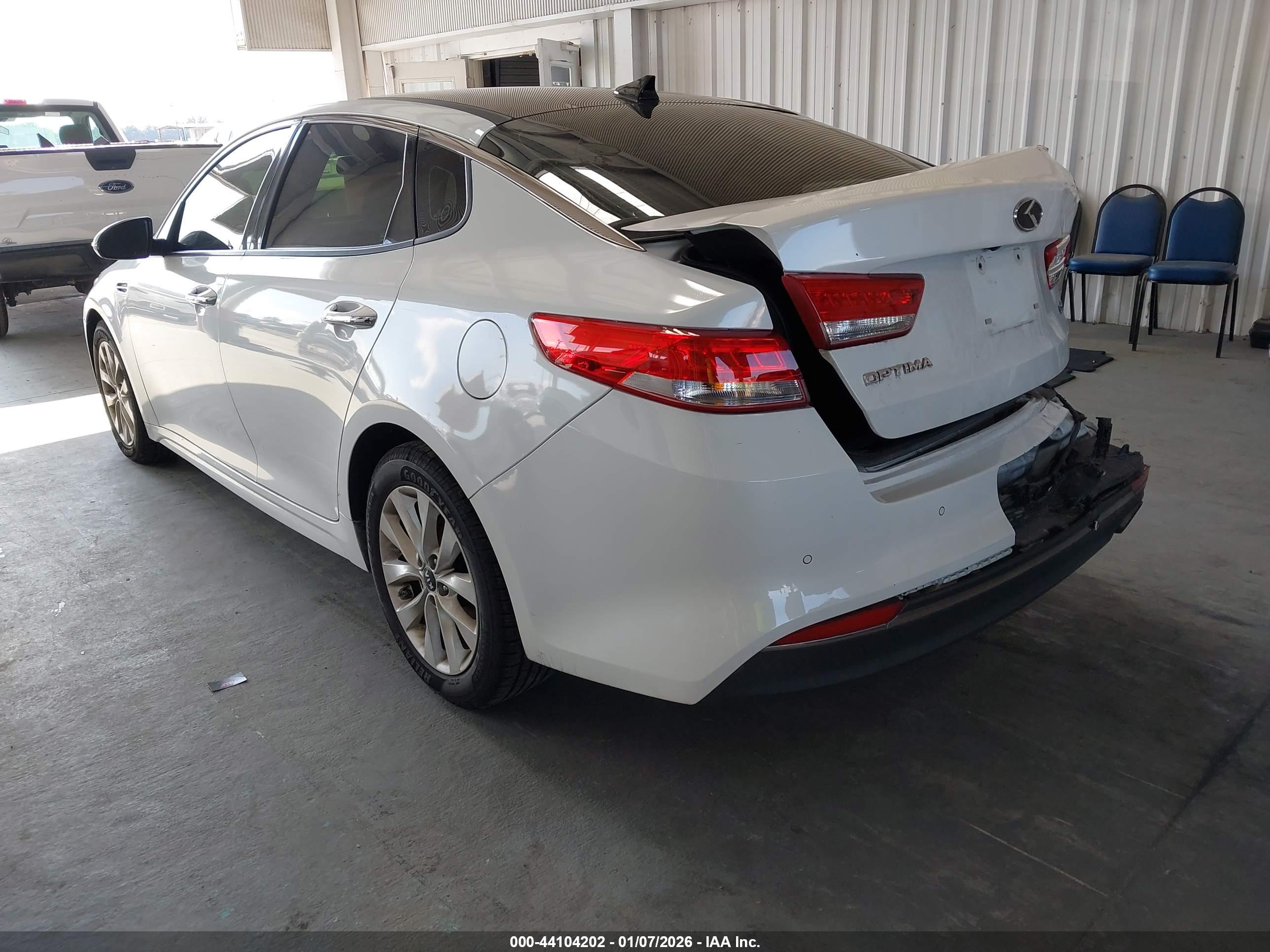 KIA OPTIMA image 3