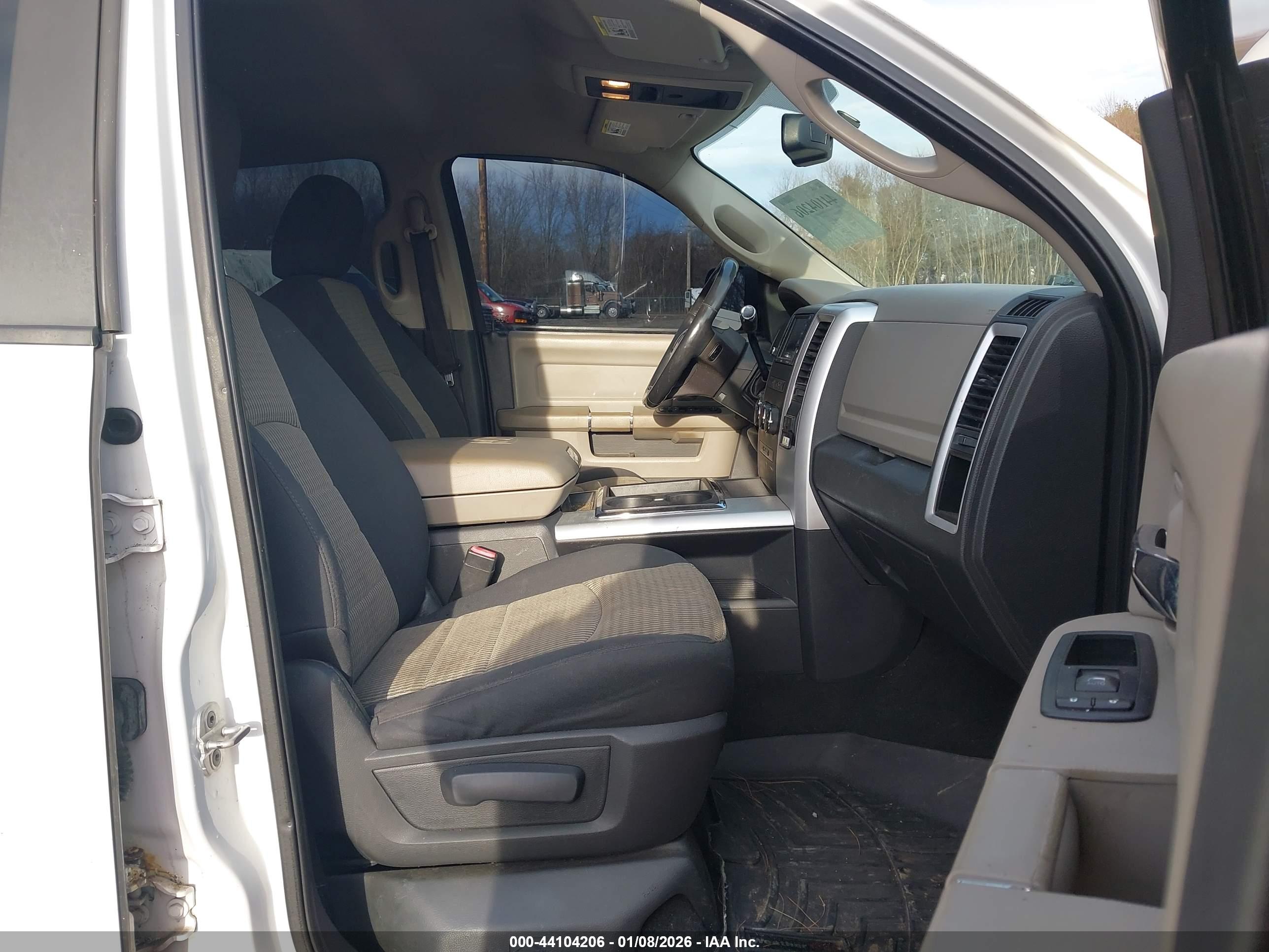 RAM 2500 image 5