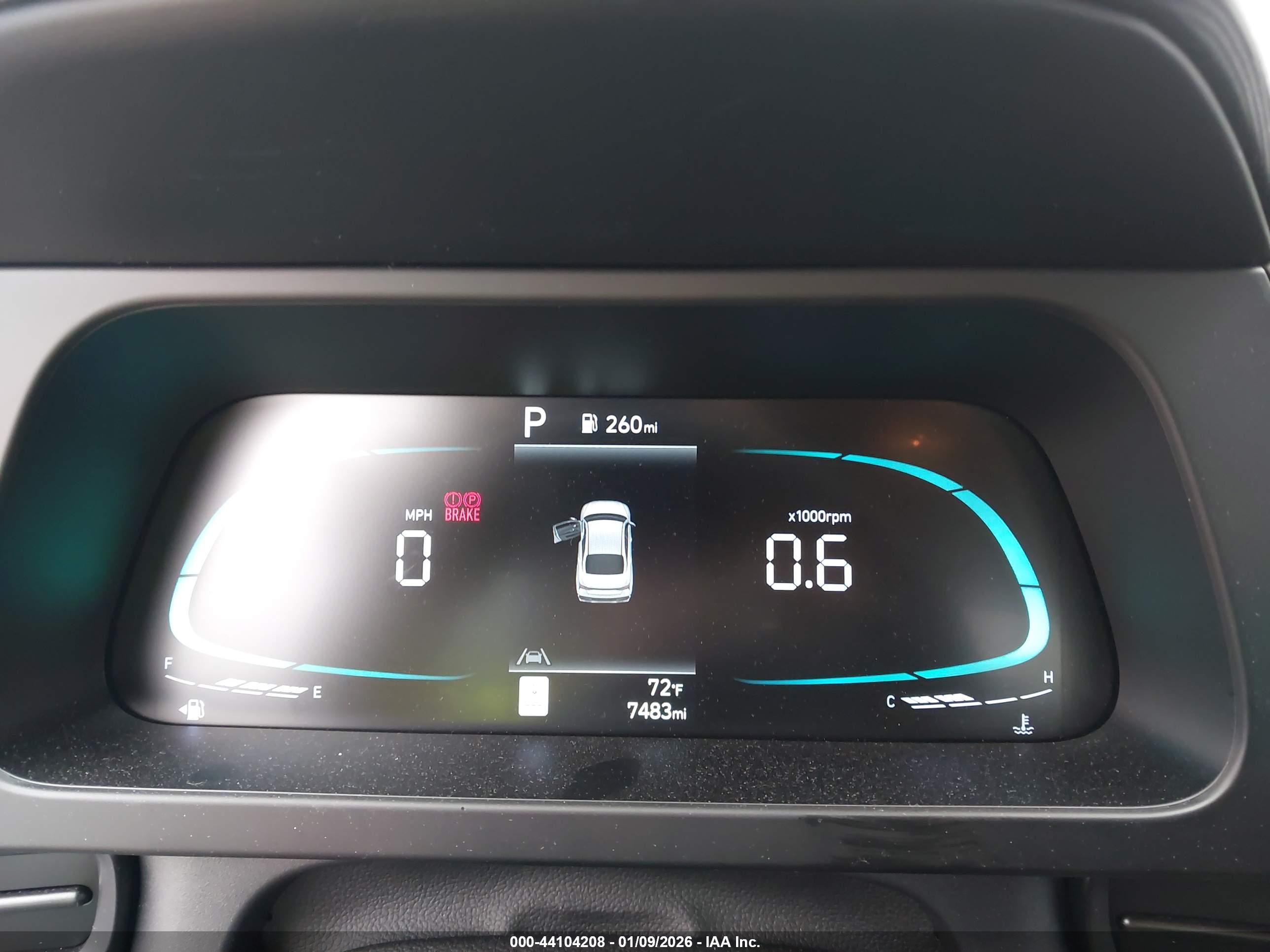 HYUNDAI ELANTRA image 7