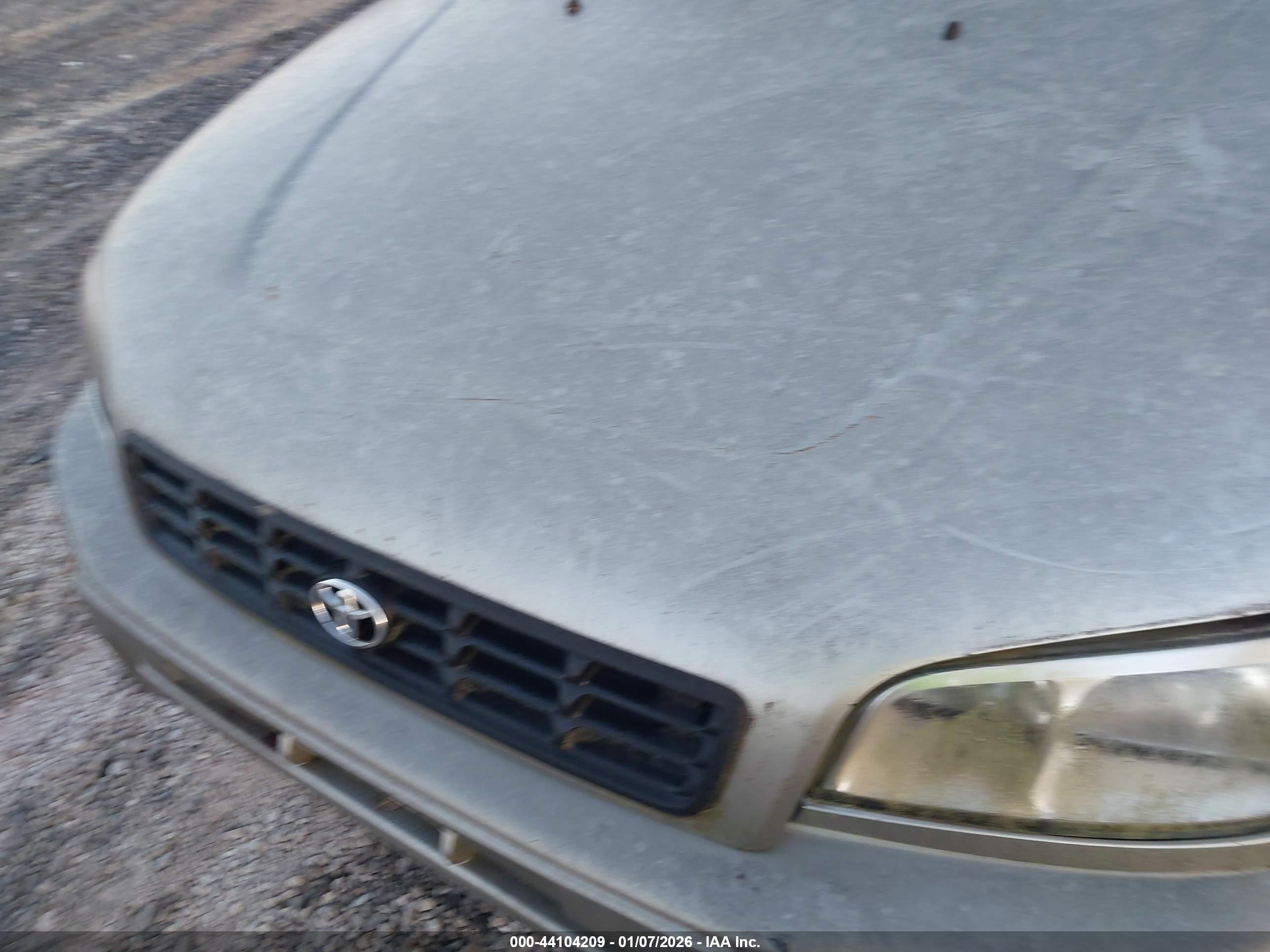 TOYOTA RAV4 image 10