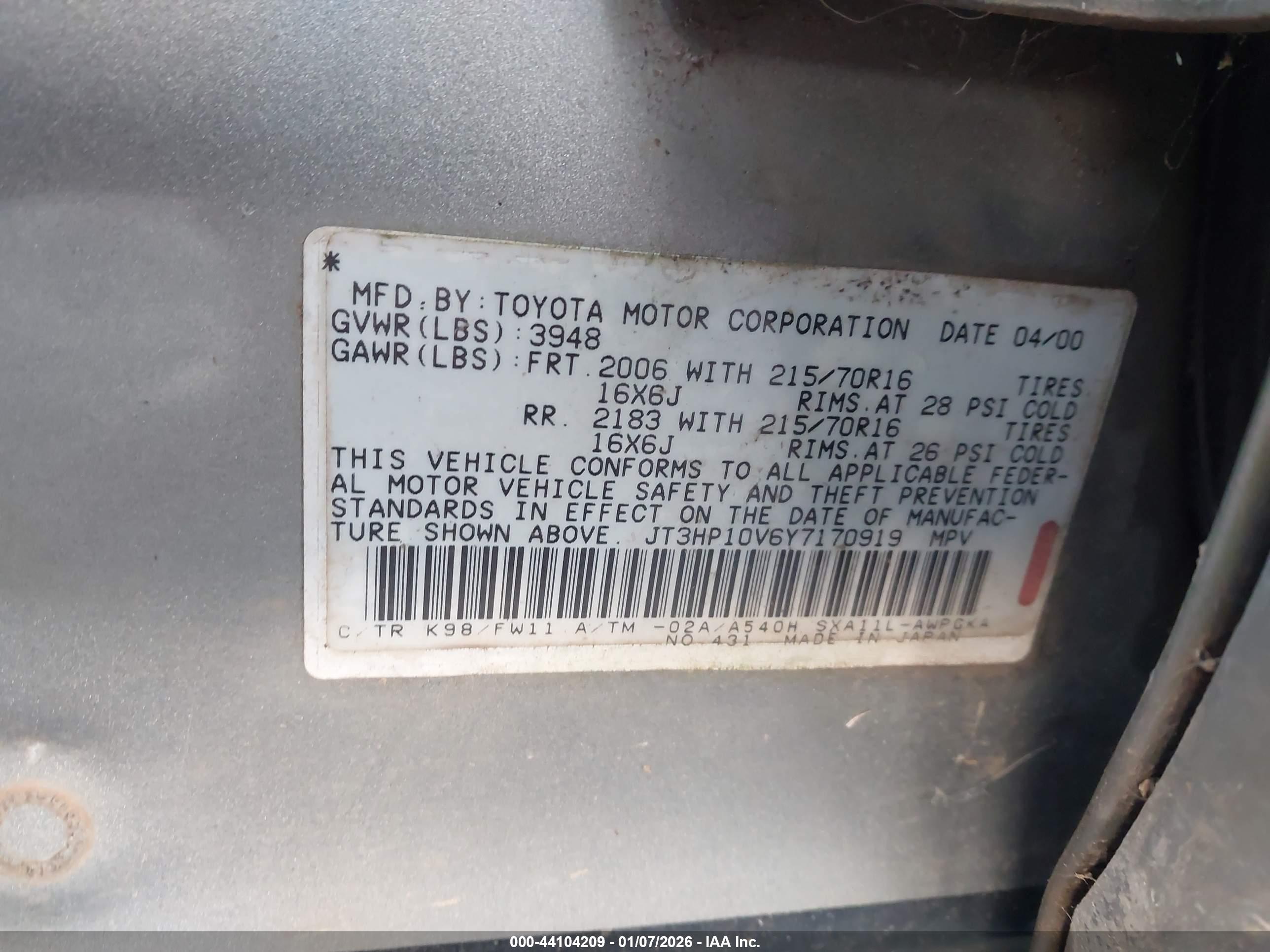 TOYOTA RAV4 image 9