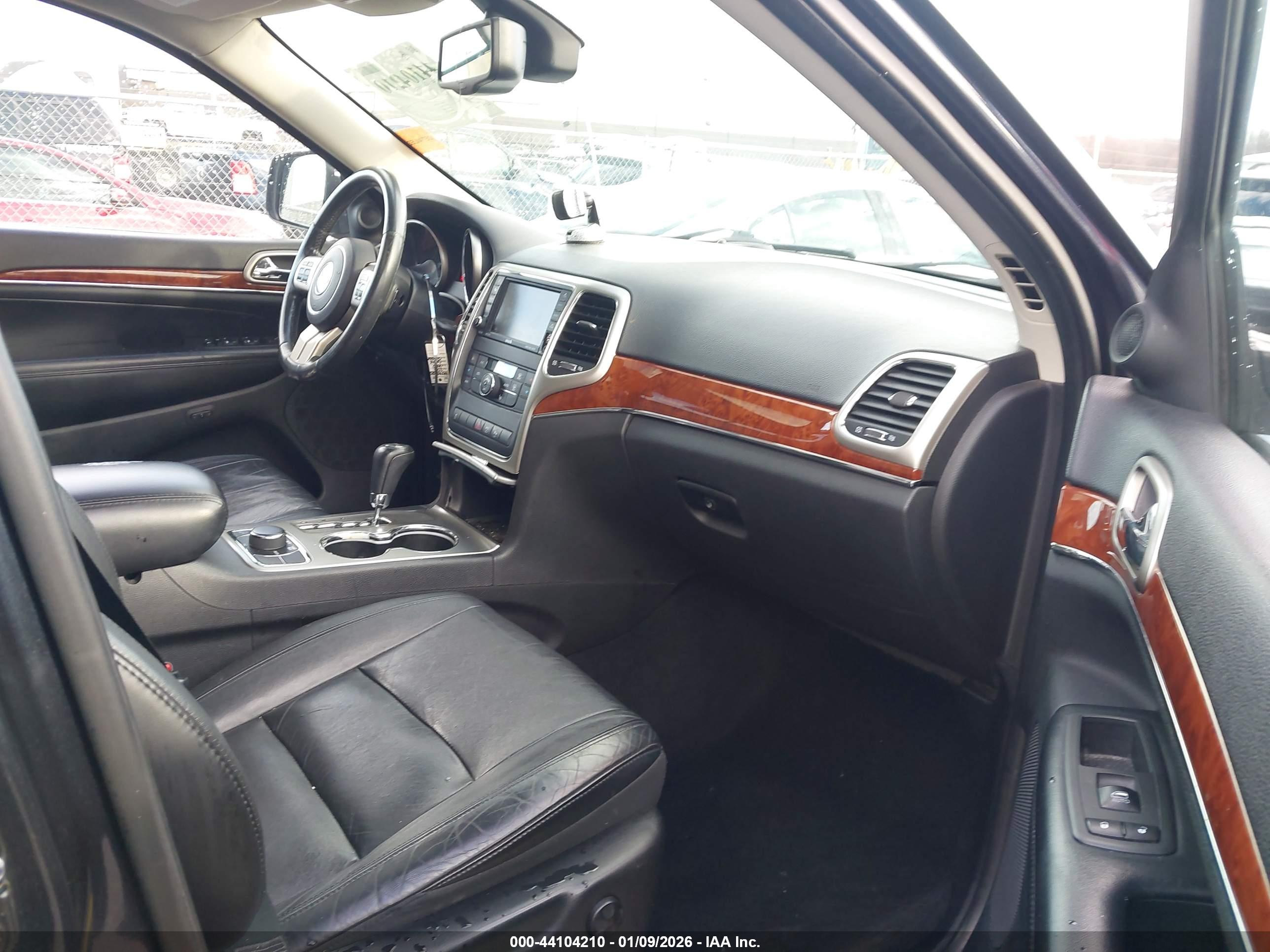 JEEP GRAND image 5