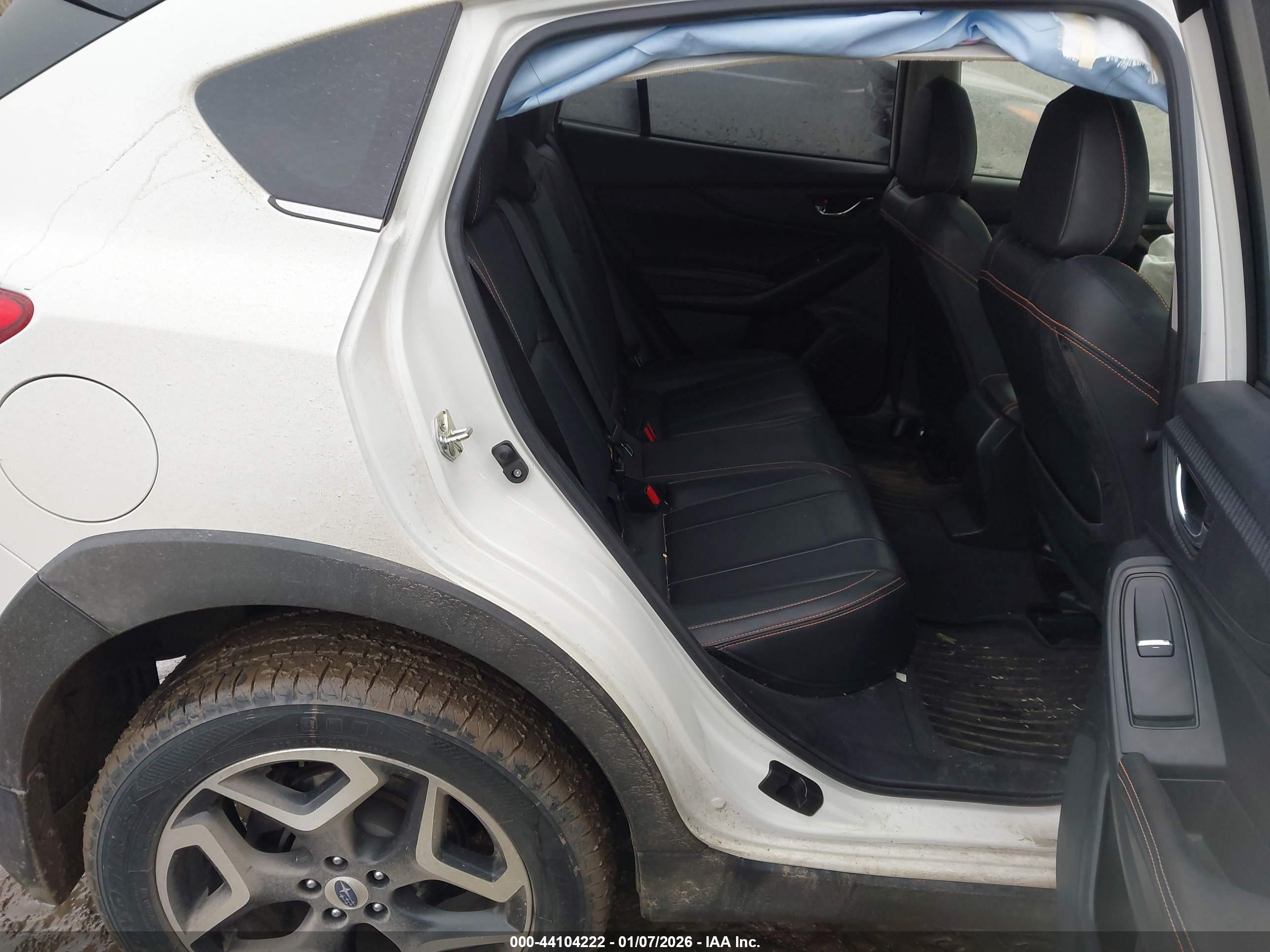 SUBARU CROSSTREK image 8