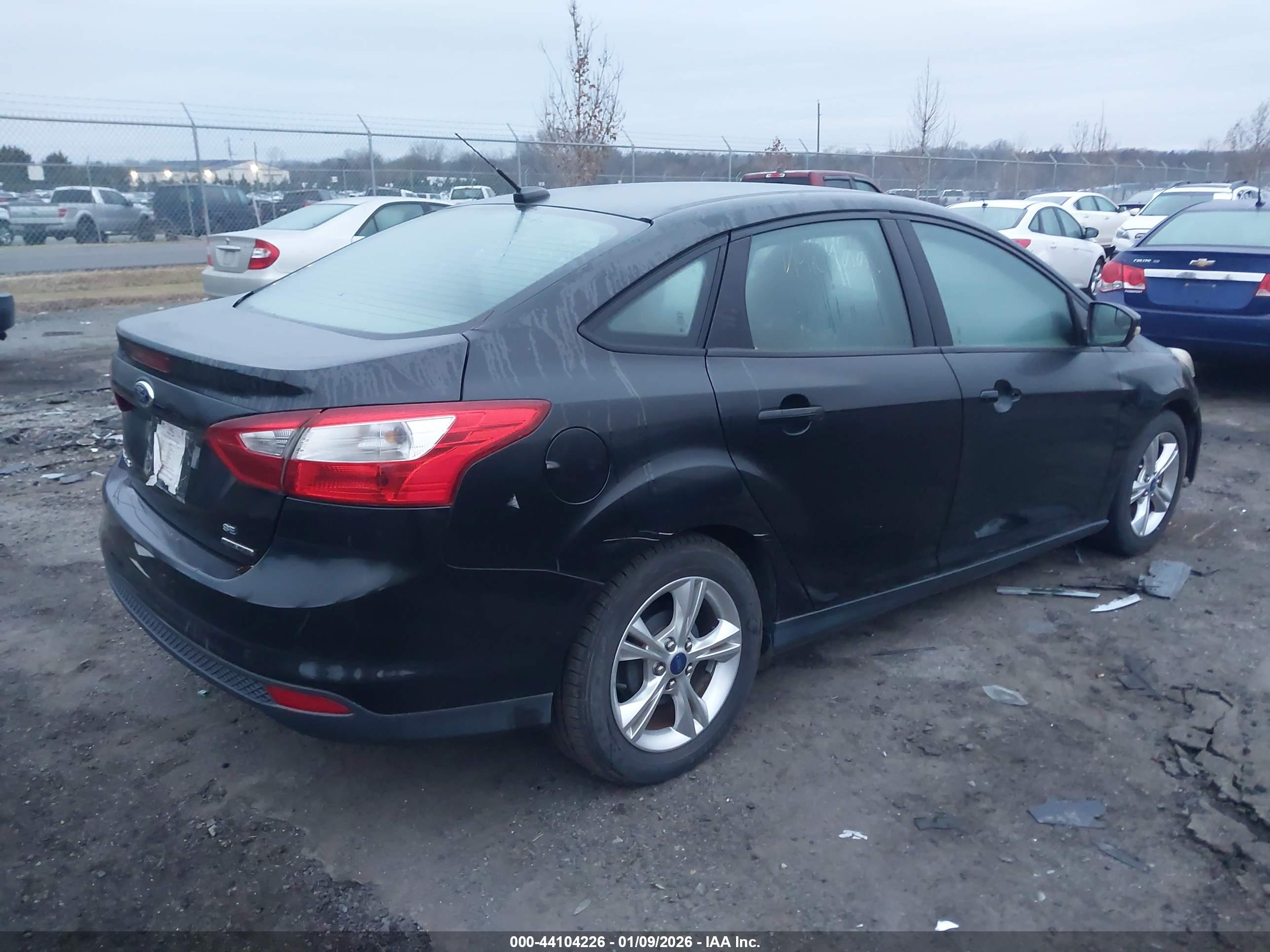 FORD FOCUS image 4