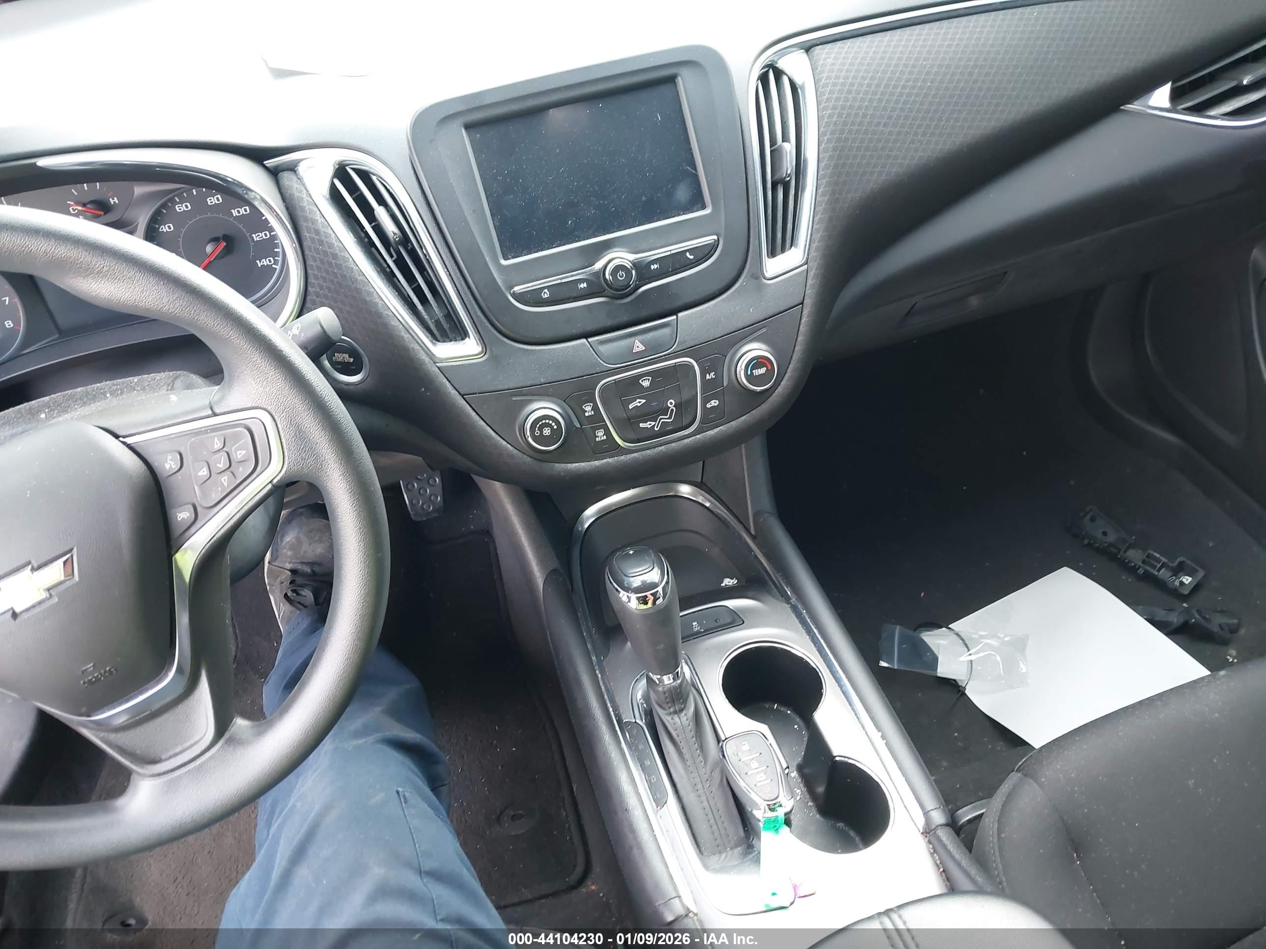 CHEVROLET MALIBU image 11