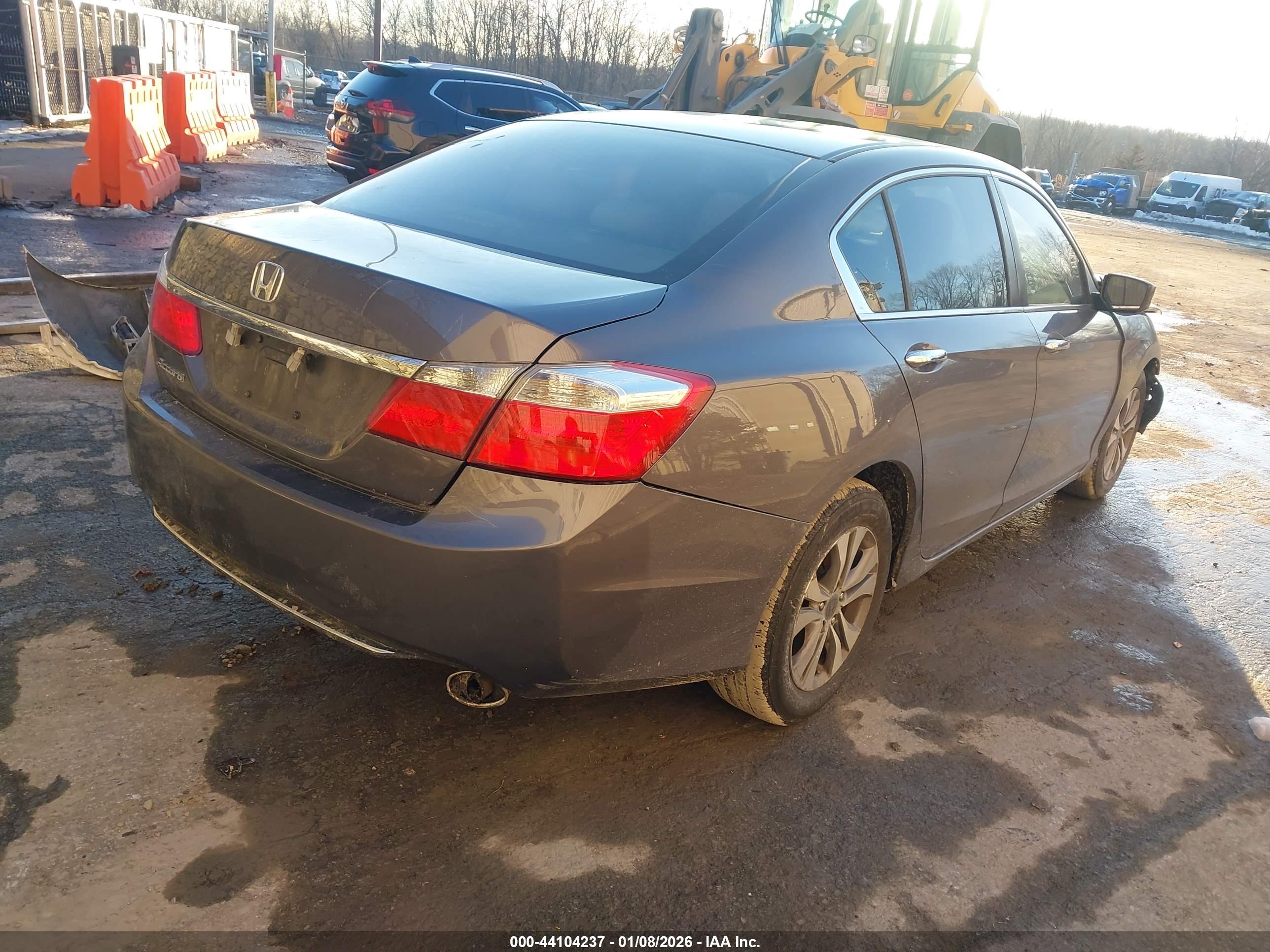 HONDA ACCORD image 4