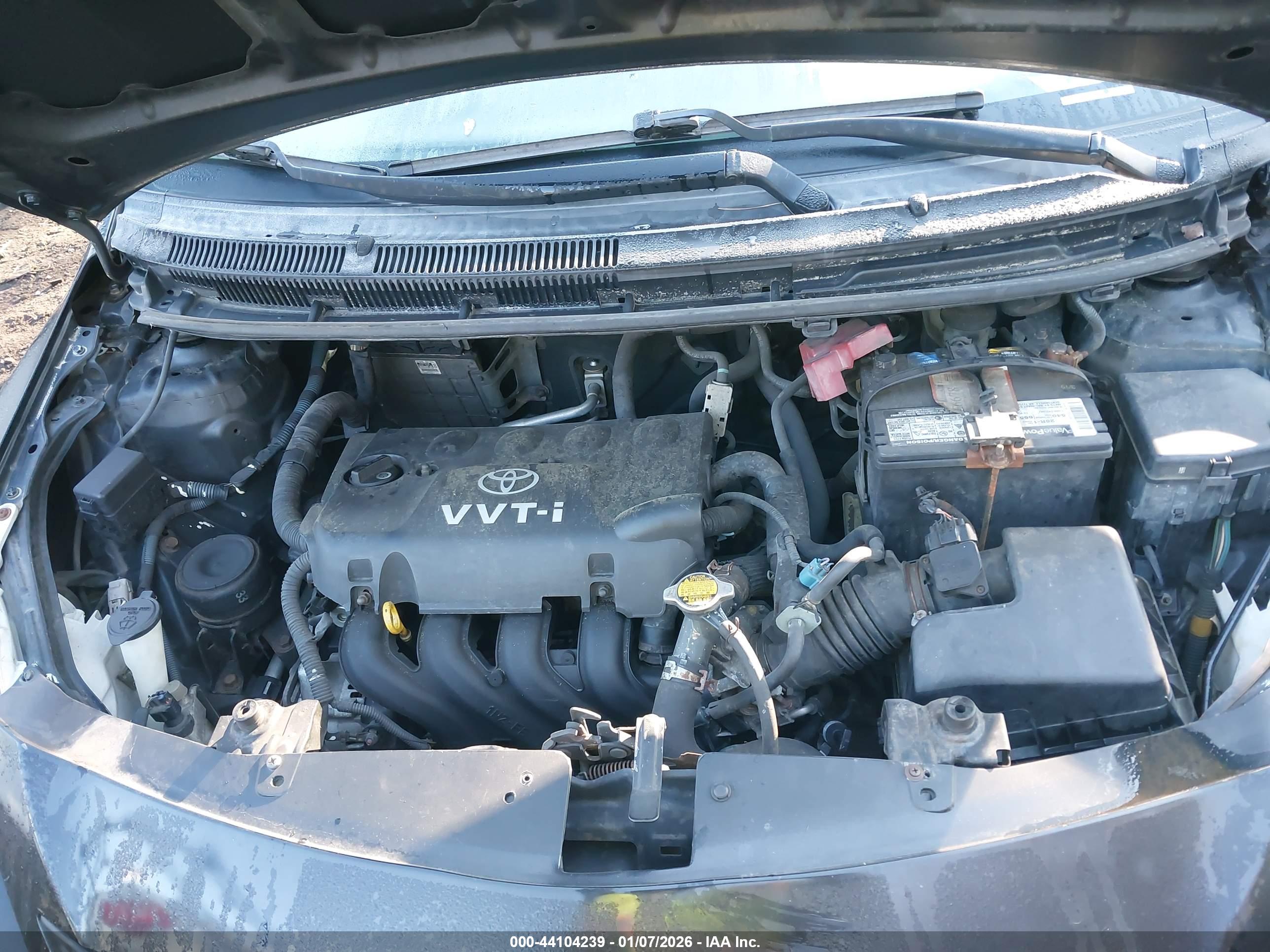 TOYOTA YARIS image 10