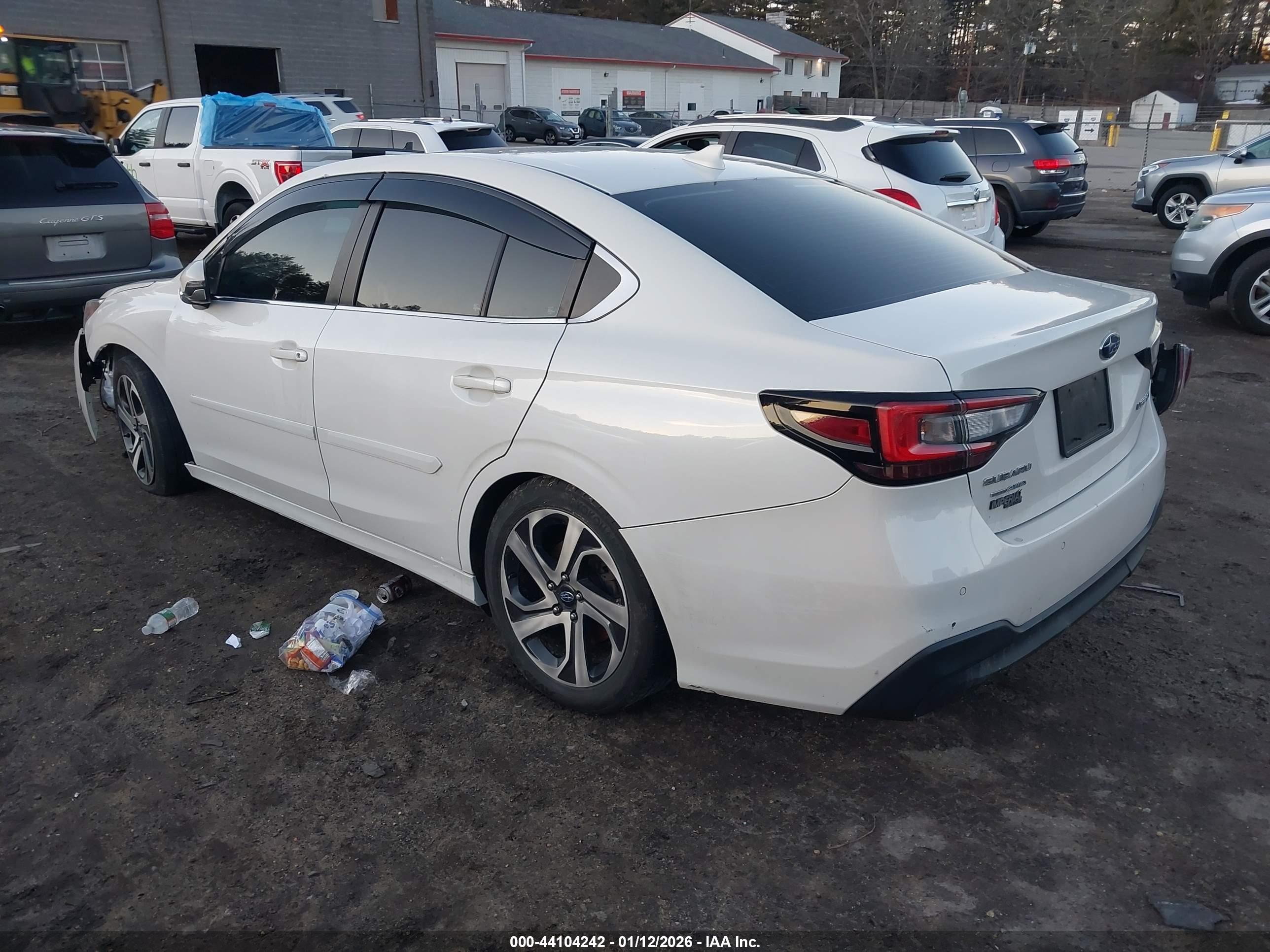 SUBARU LEGACY image 3