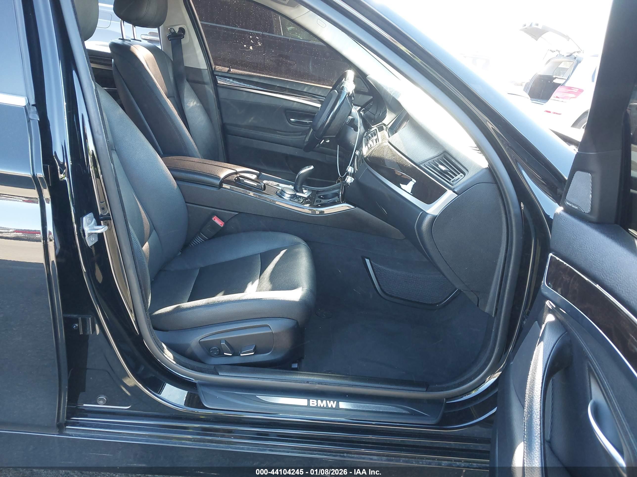 BMW 535I image 5