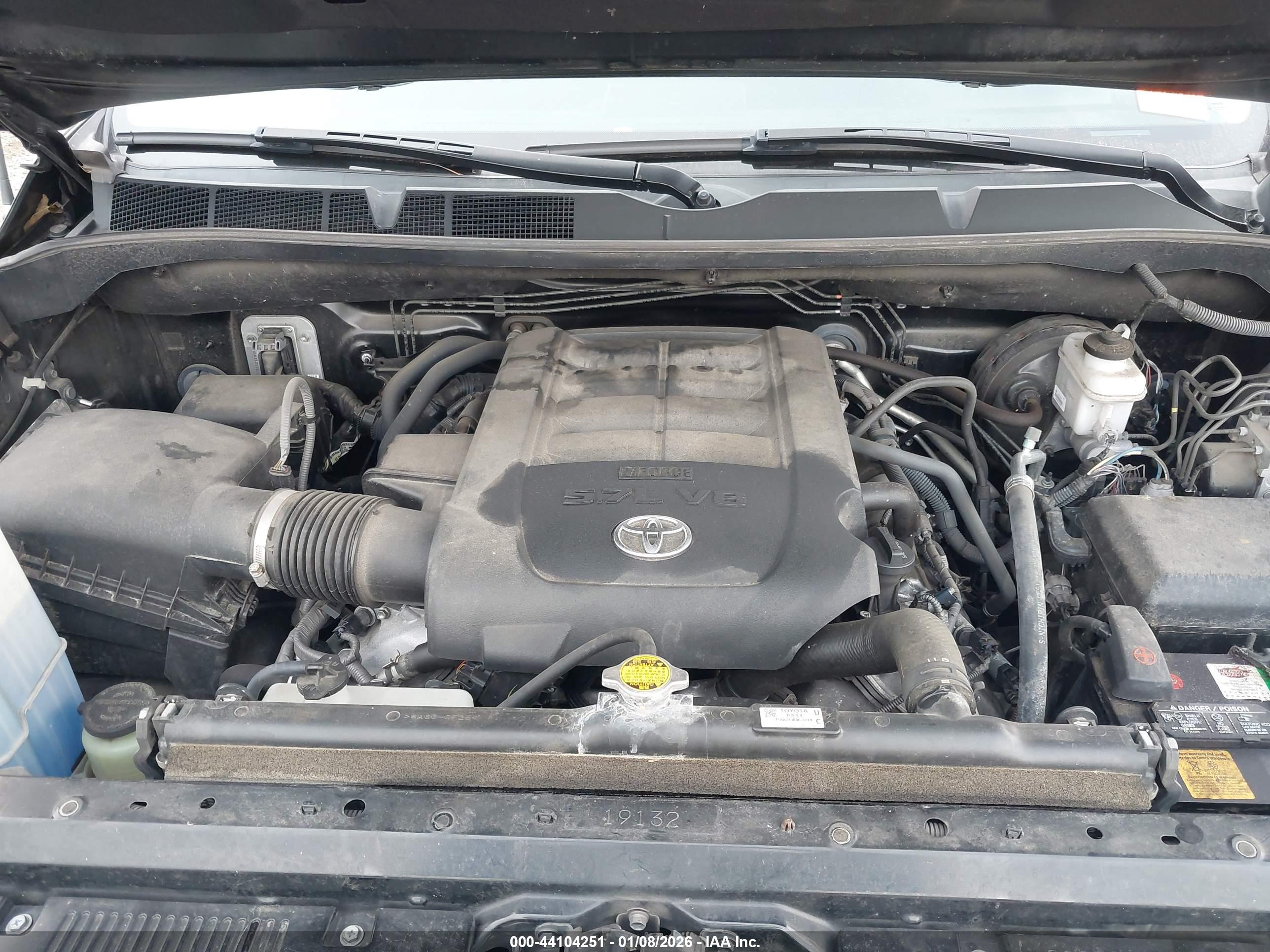 TOYOTA TUNDRA image 10