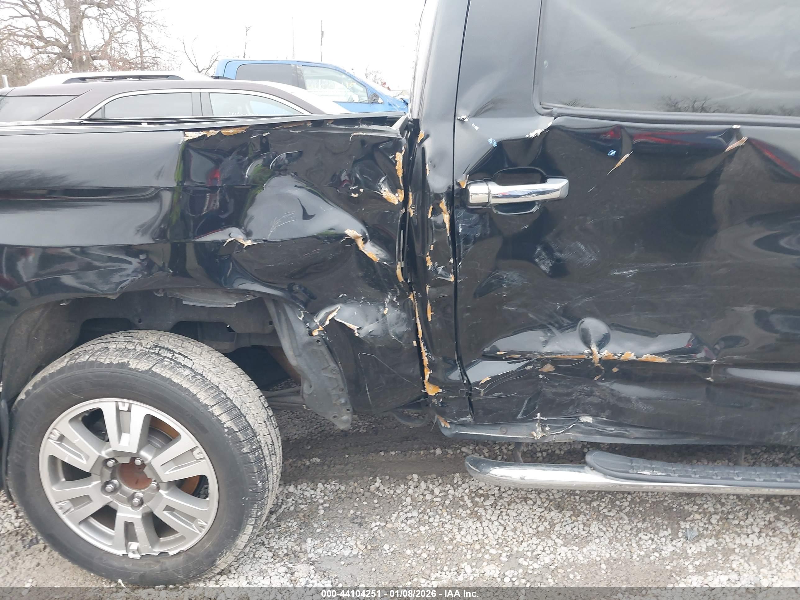 TOYOTA TUNDRA image 6