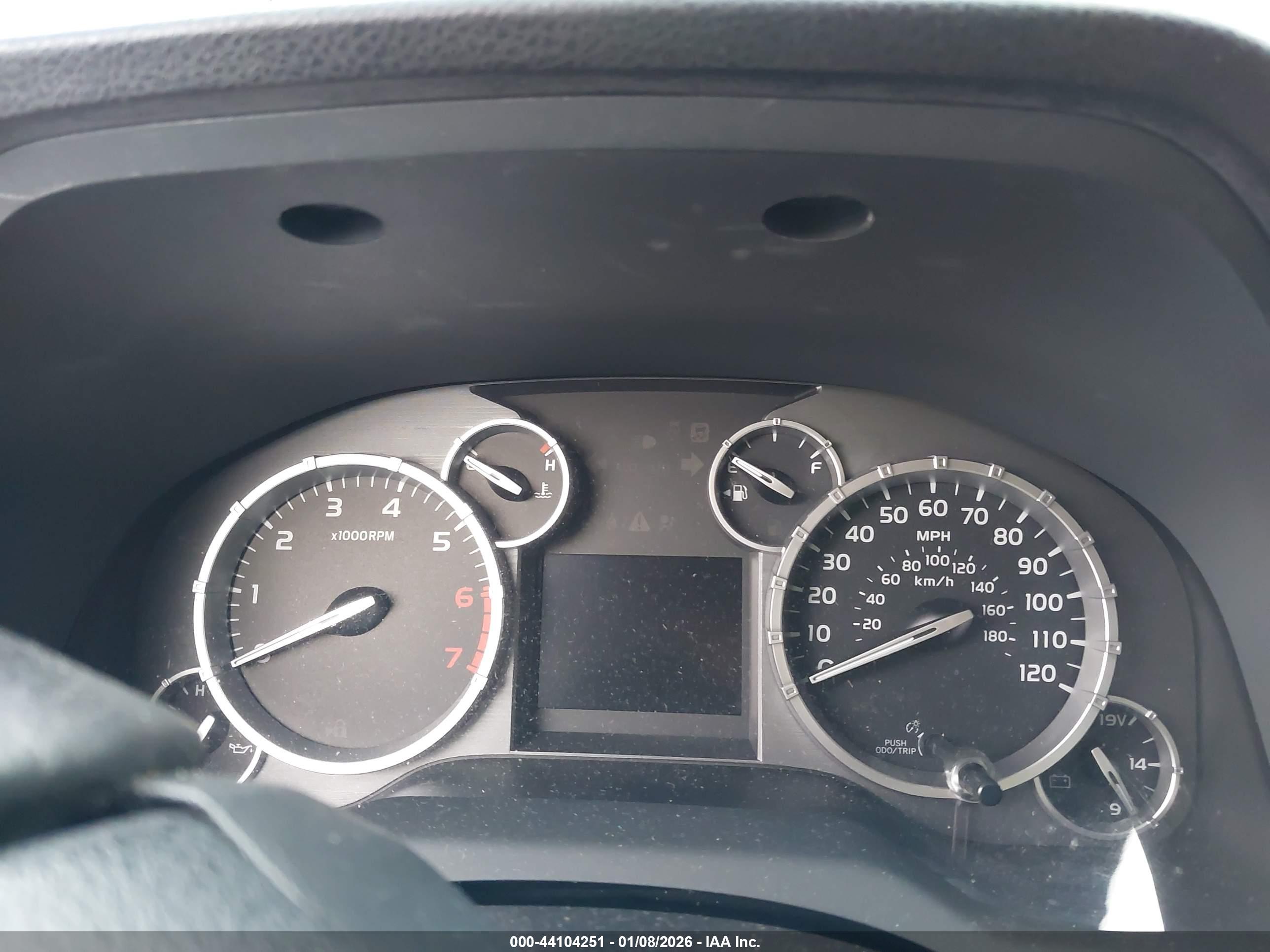TOYOTA TUNDRA image 7