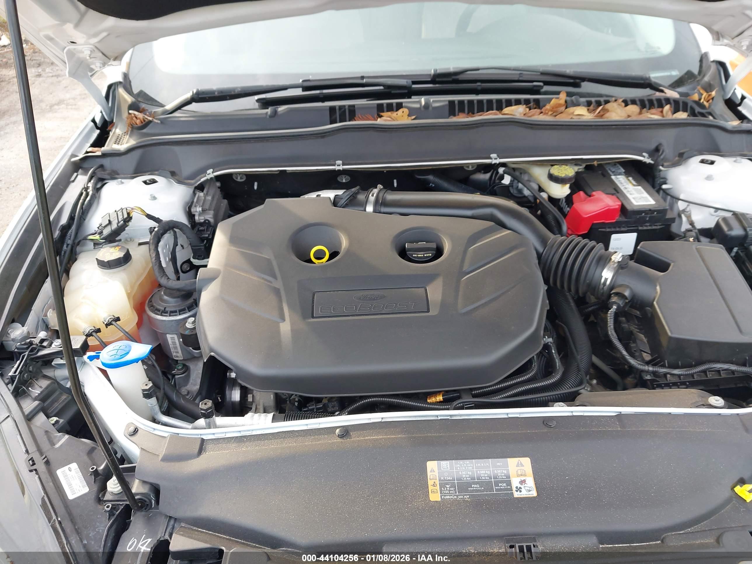 FORD FUSION image 10