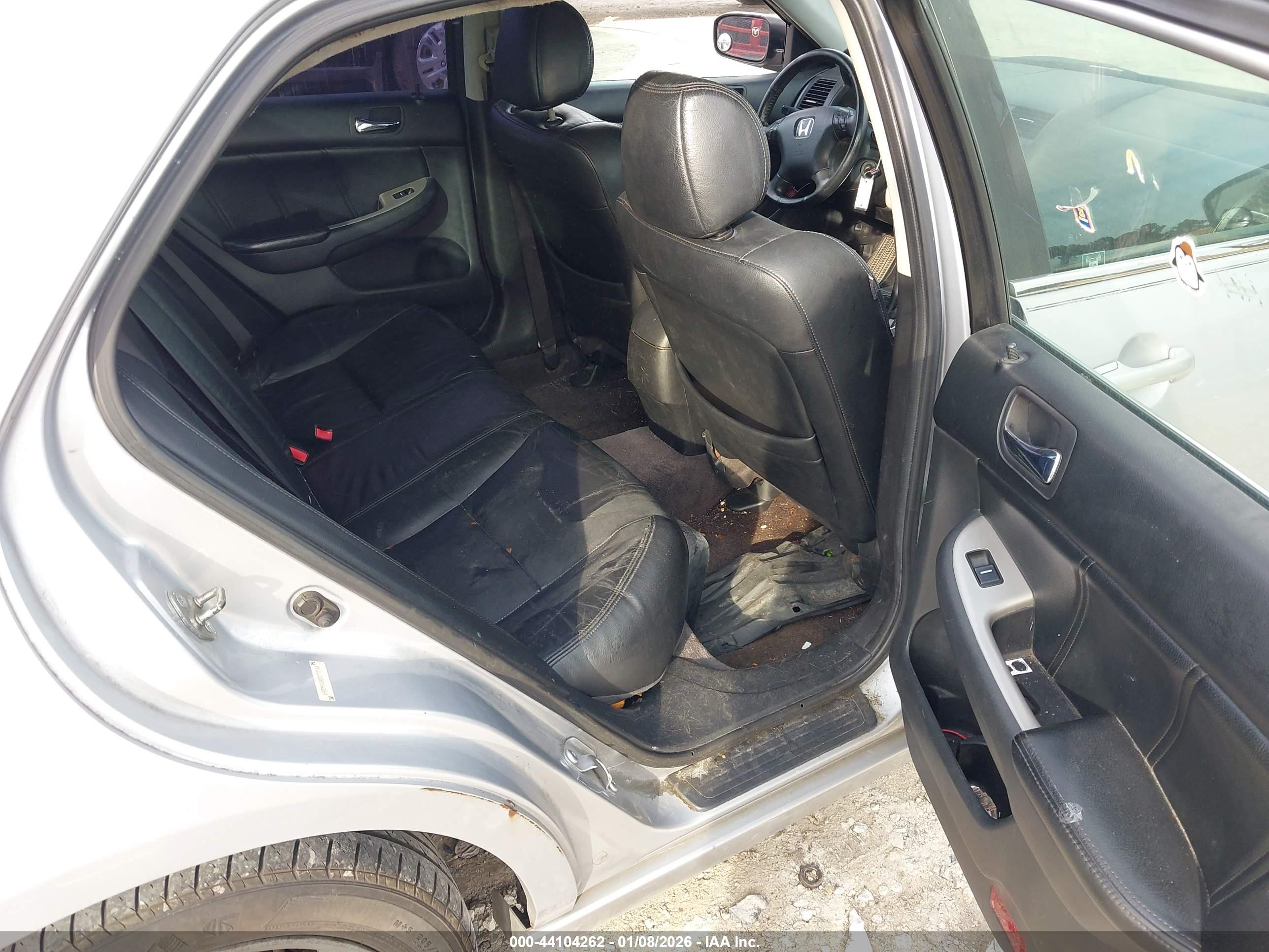 HONDA ACCORD image 8