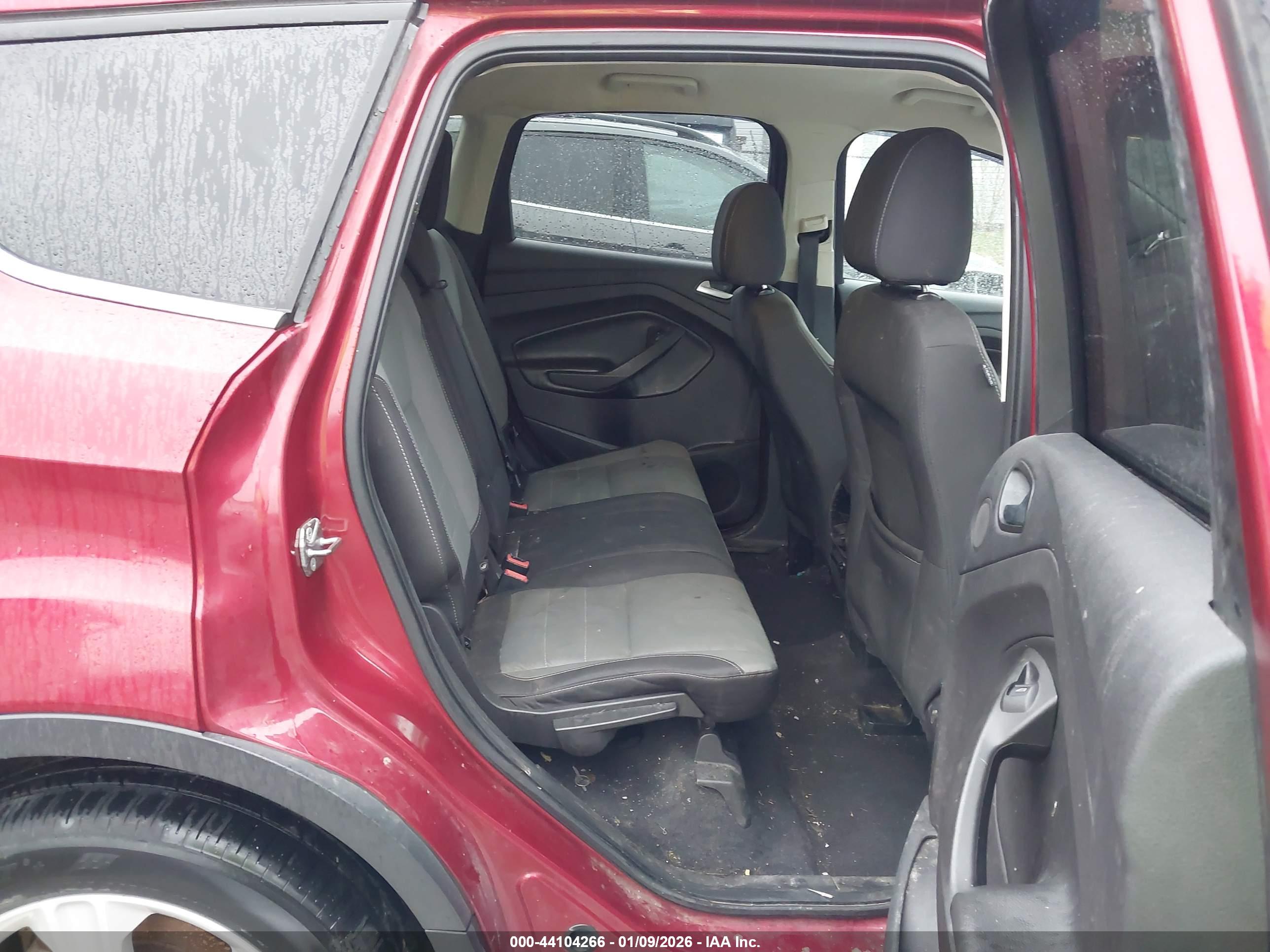 FORD ESCAPE image 8