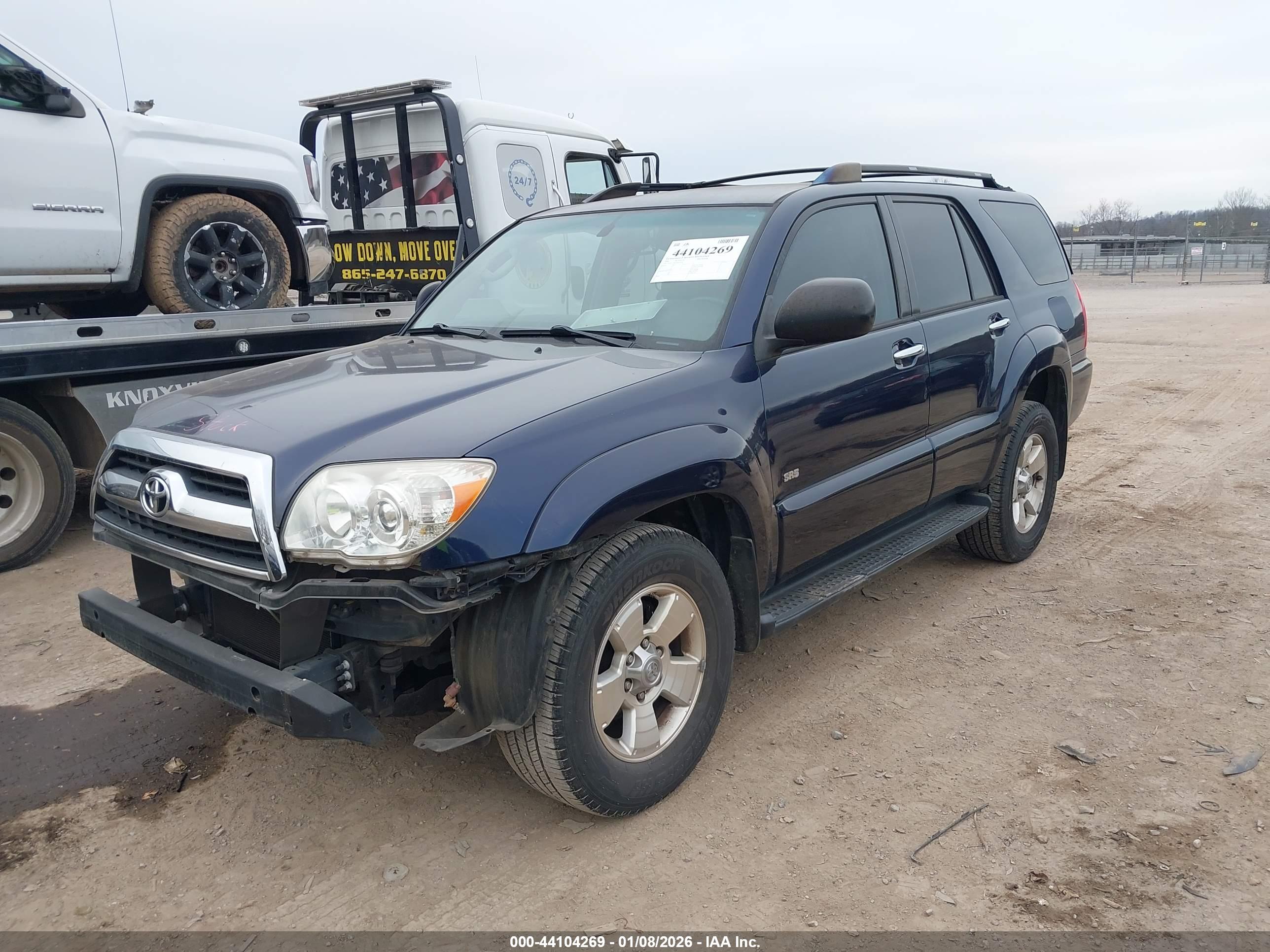 TOYOTA 4RUNNER image 2