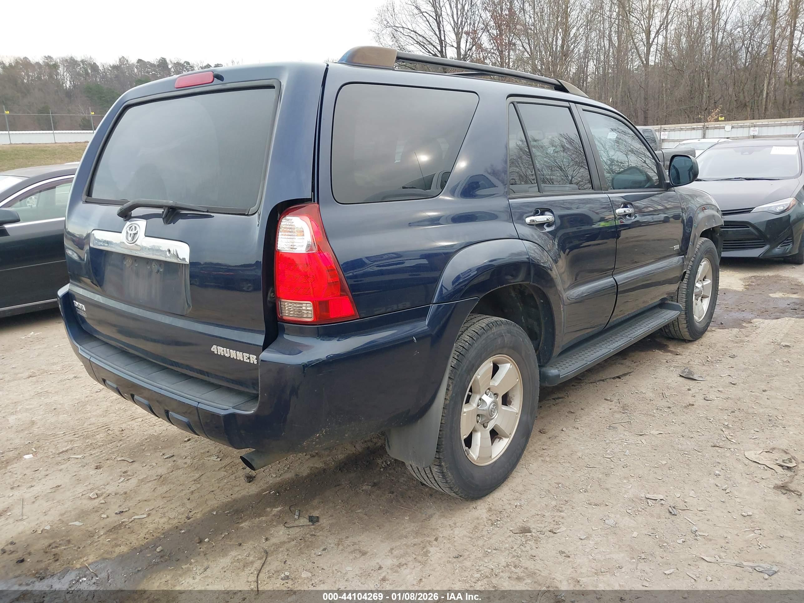 TOYOTA 4RUNNER image 4