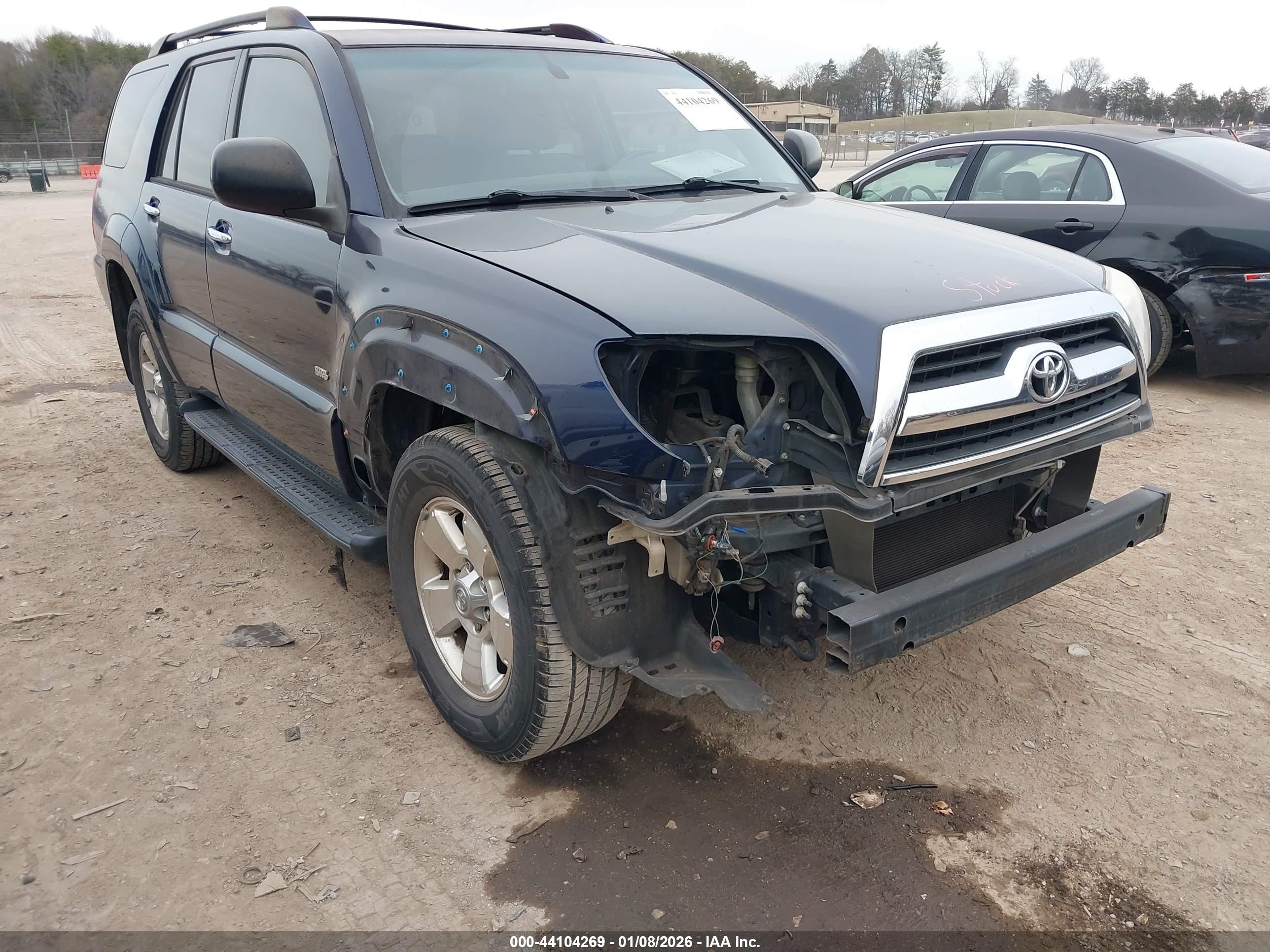 TOYOTA 4RUNNER image 6