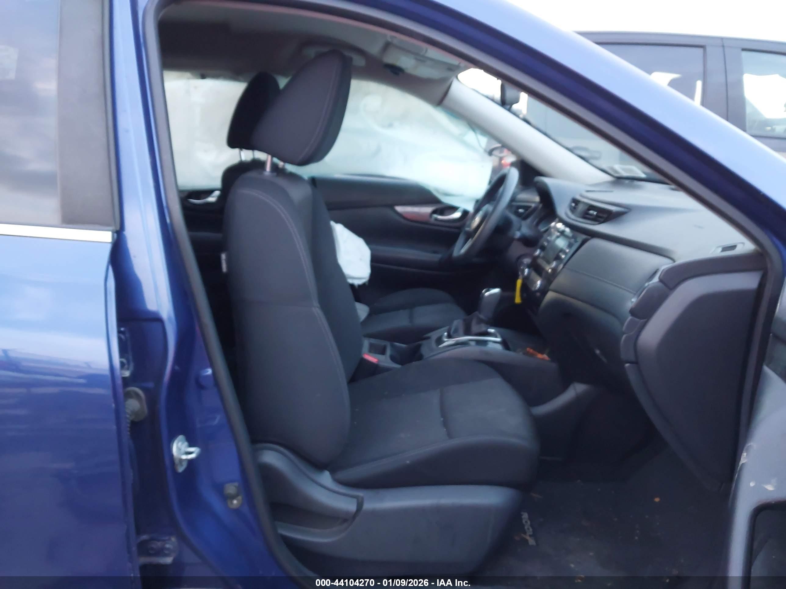 NISSAN ROGUE image 5