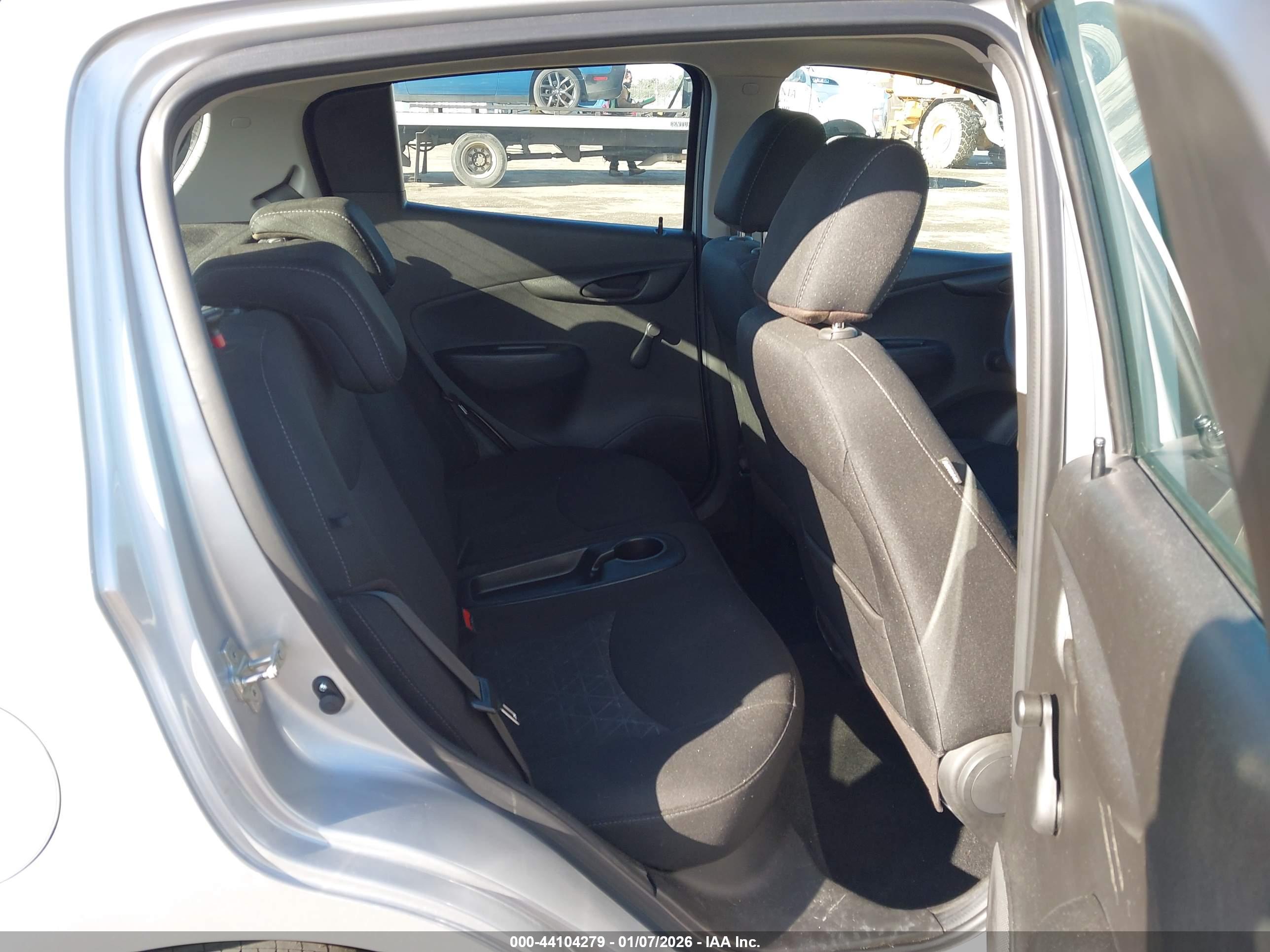 CHEVROLET SPARK image 8