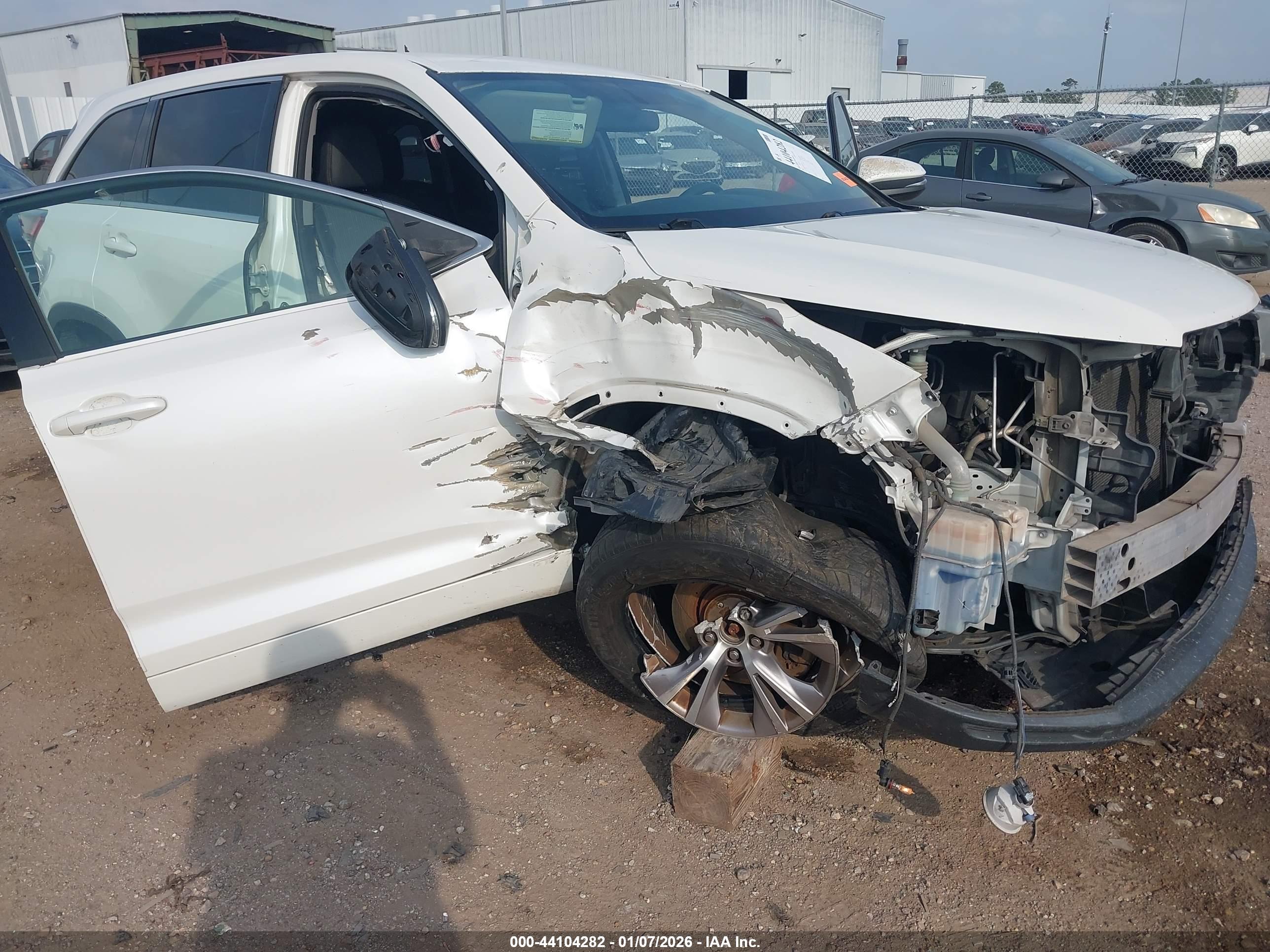 TOYOTA HIGHLANDER image 6