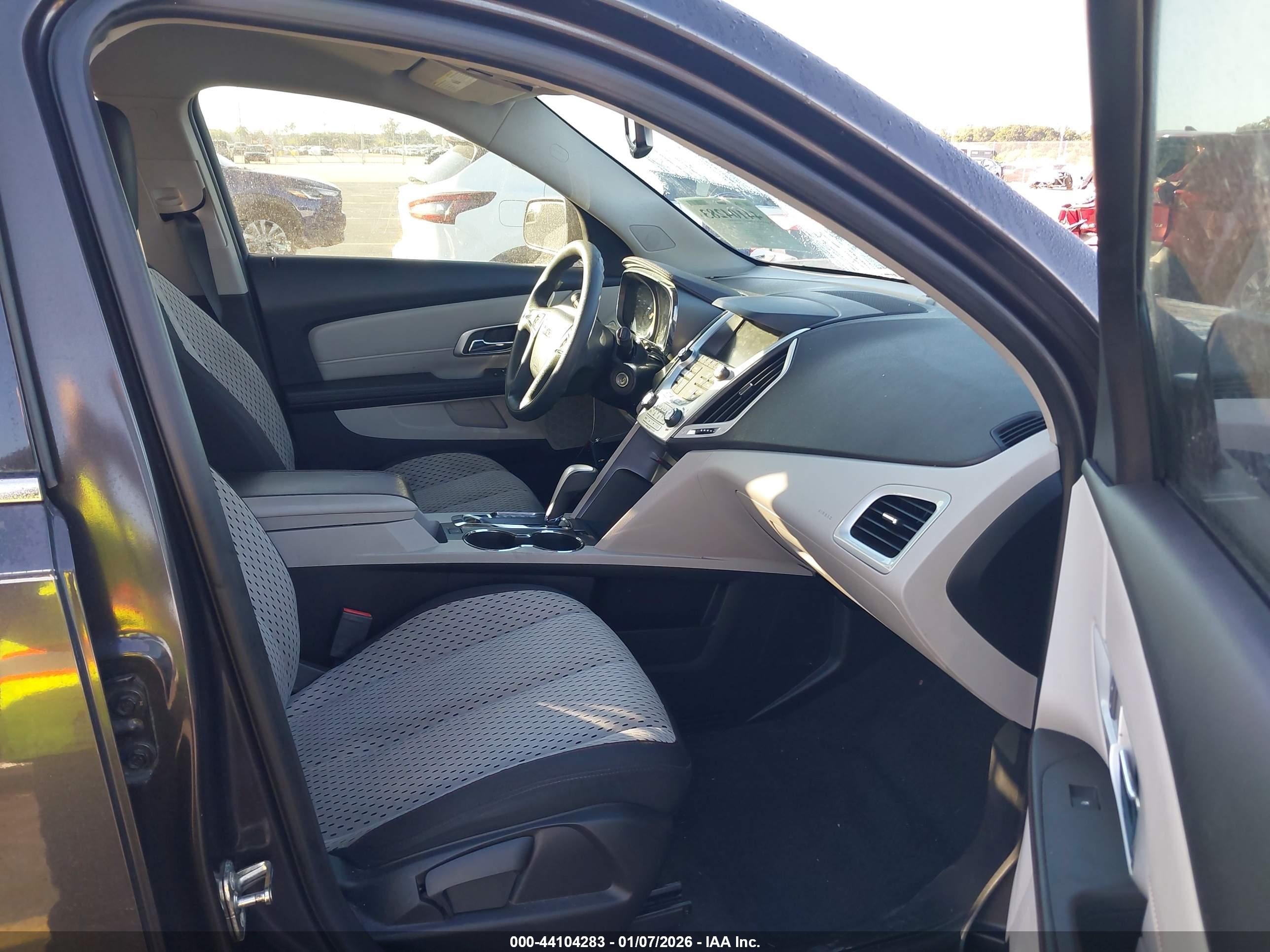 GMC TERRAIN image 5