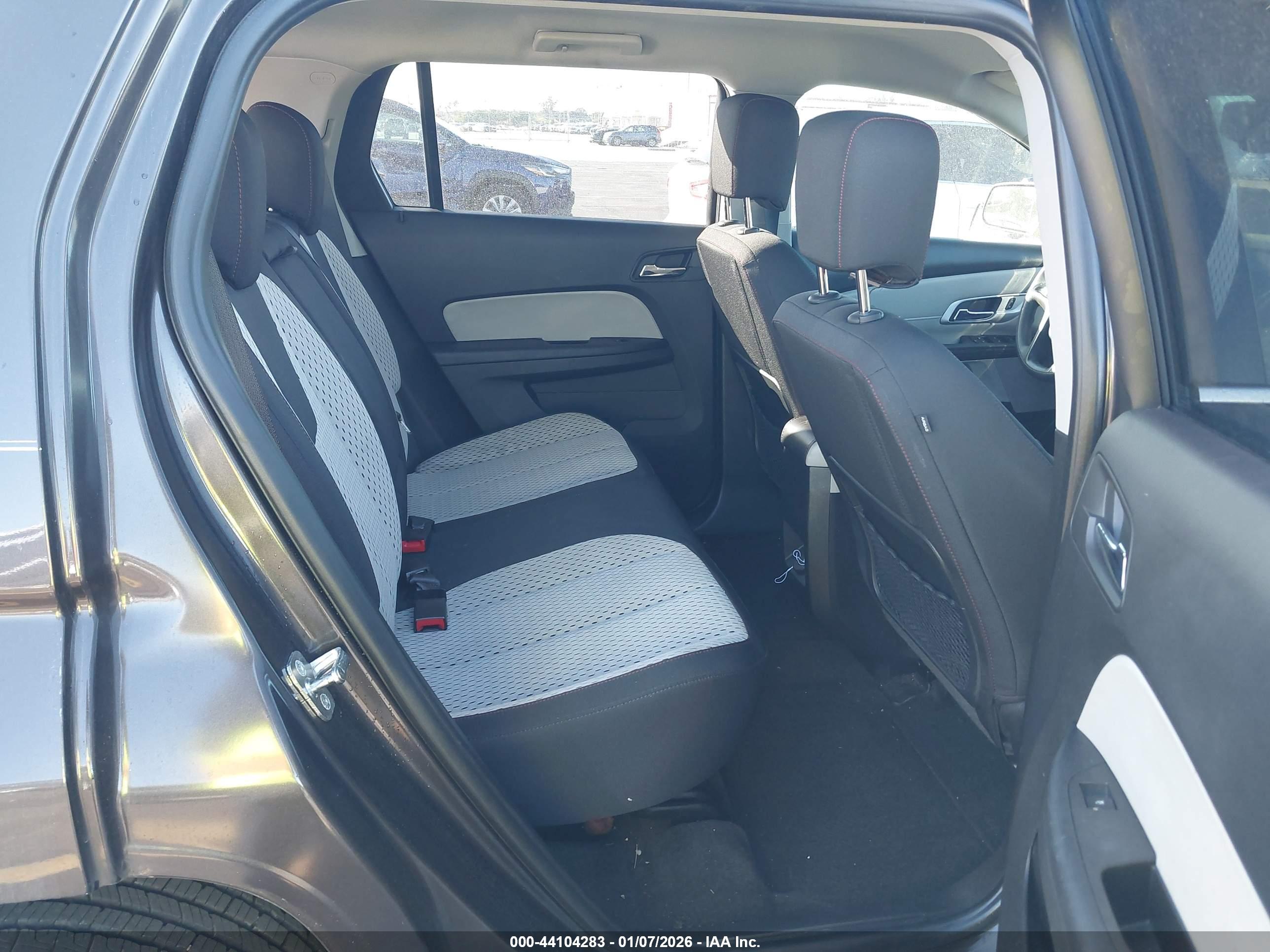 GMC TERRAIN image 8