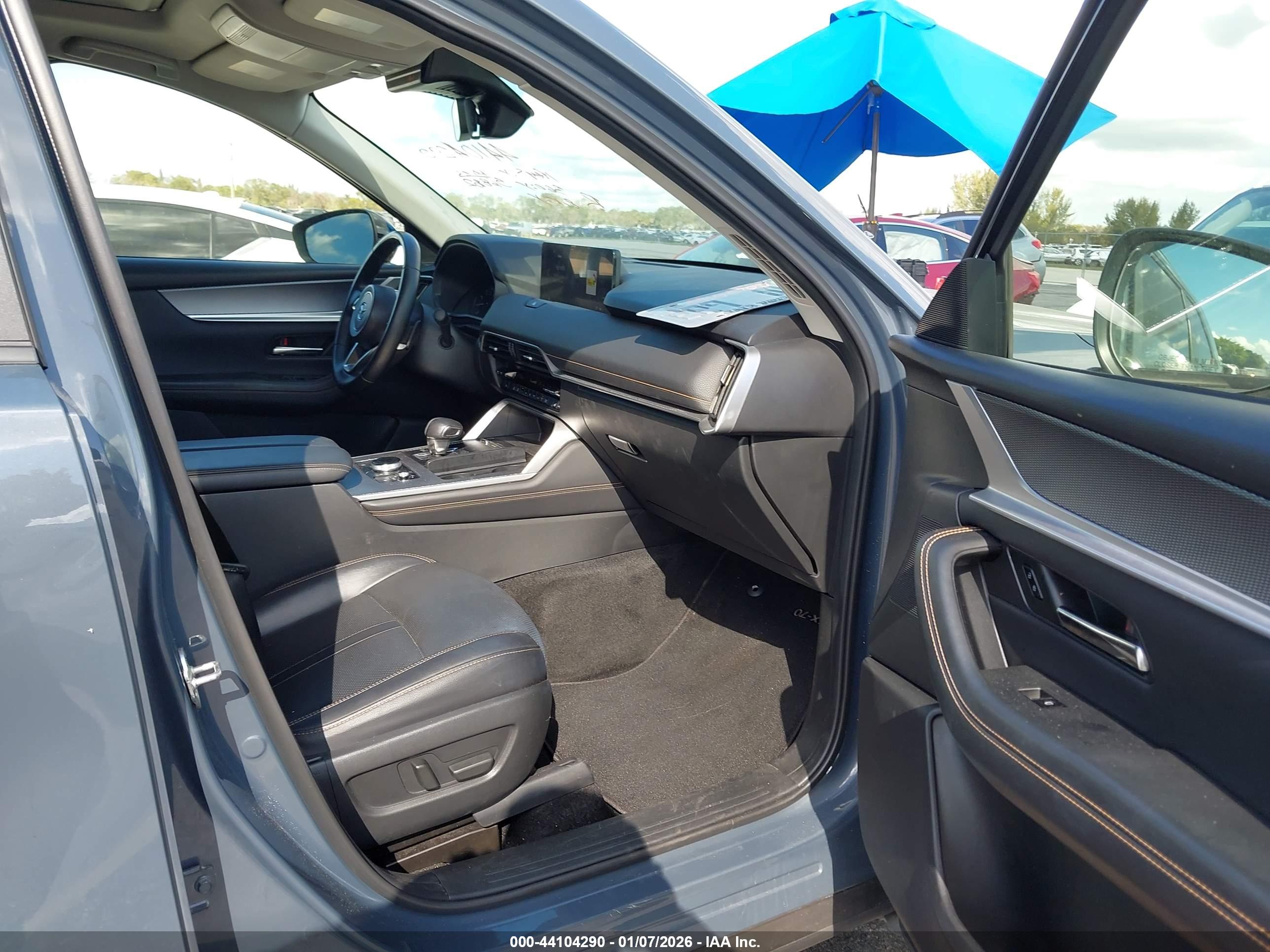 MAZDA CX-70 image 5