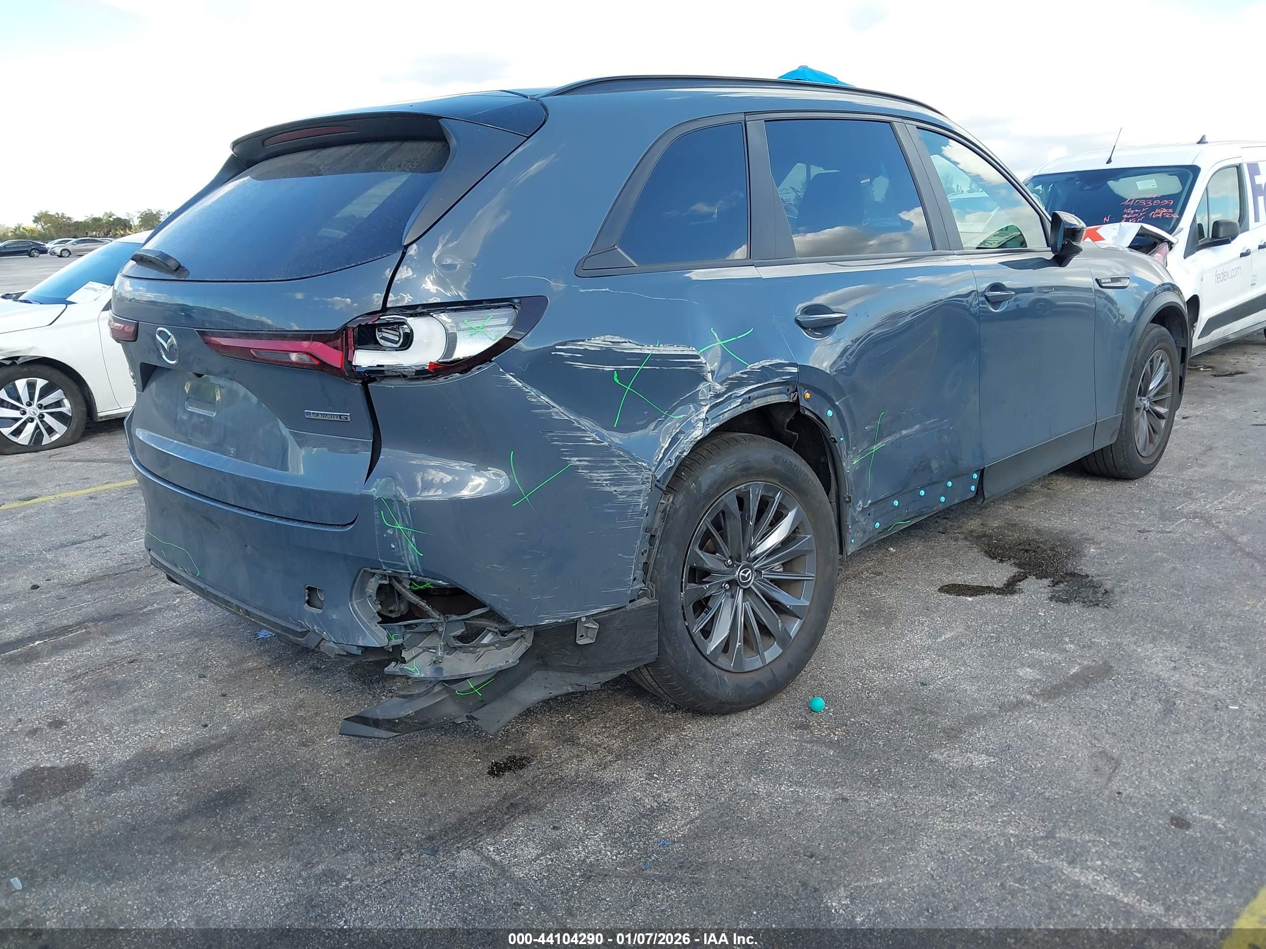 MAZDA CX-70 image 6