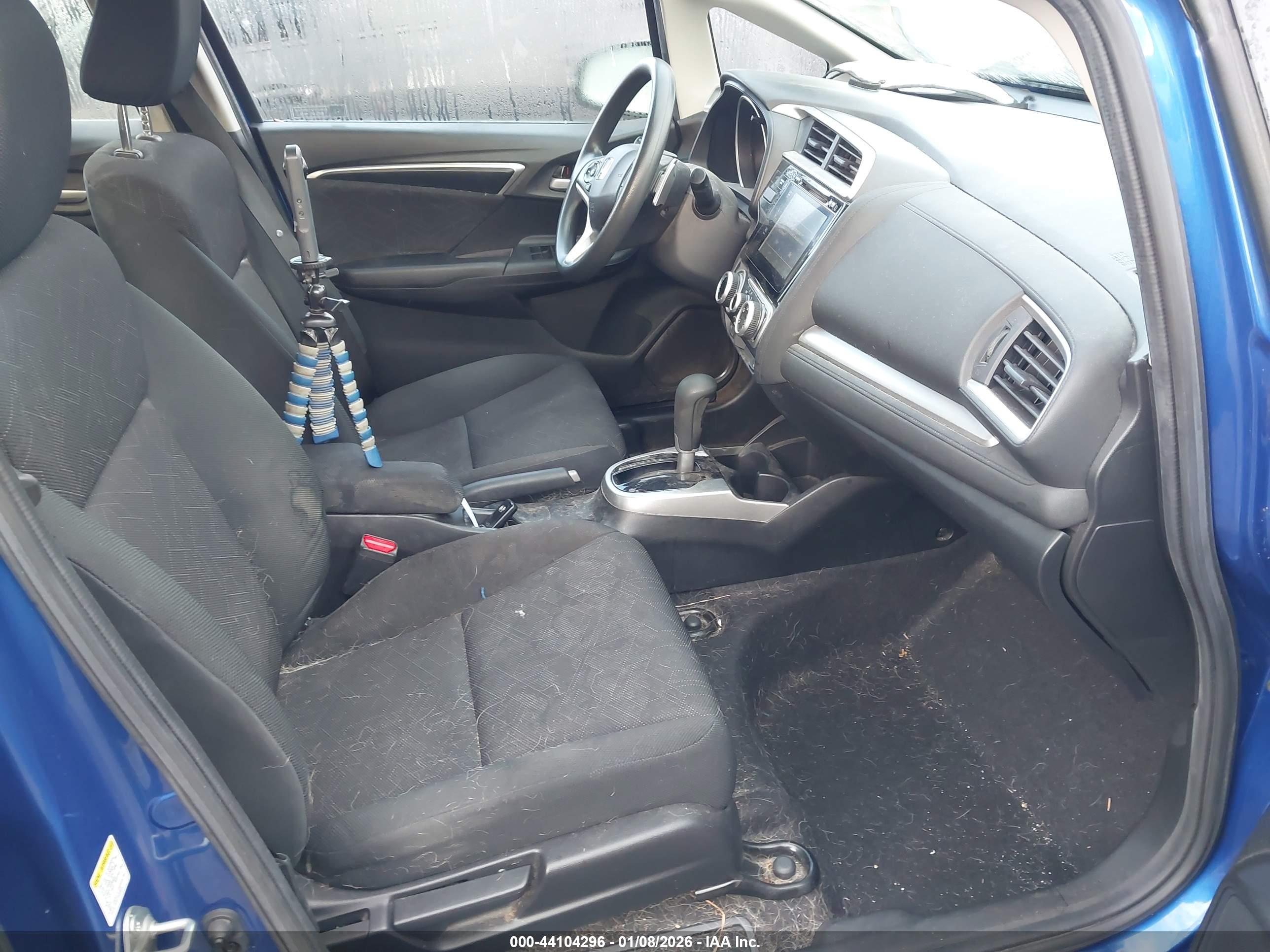 HONDA FIT image 5