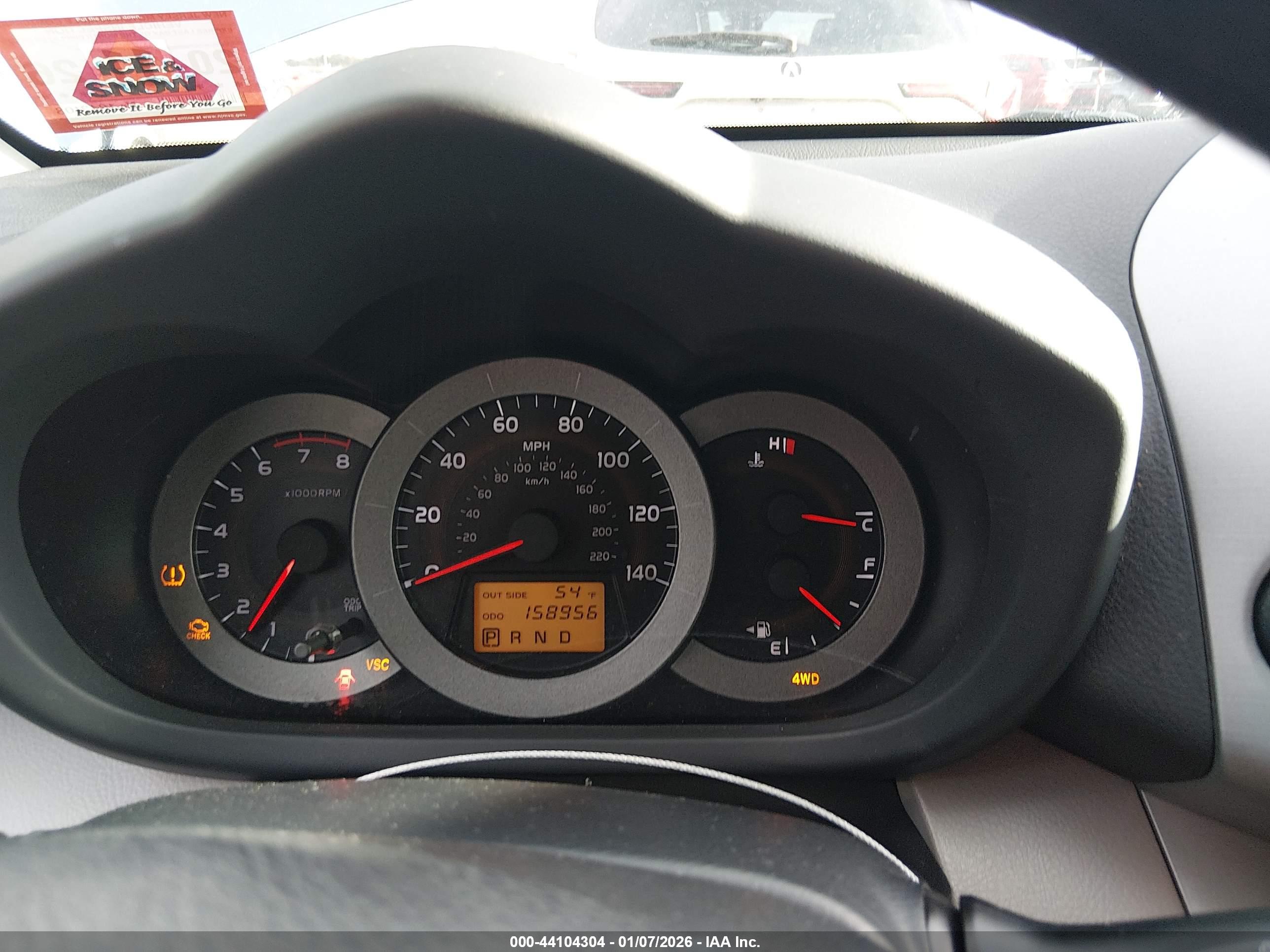 TOYOTA RAV4 image 7