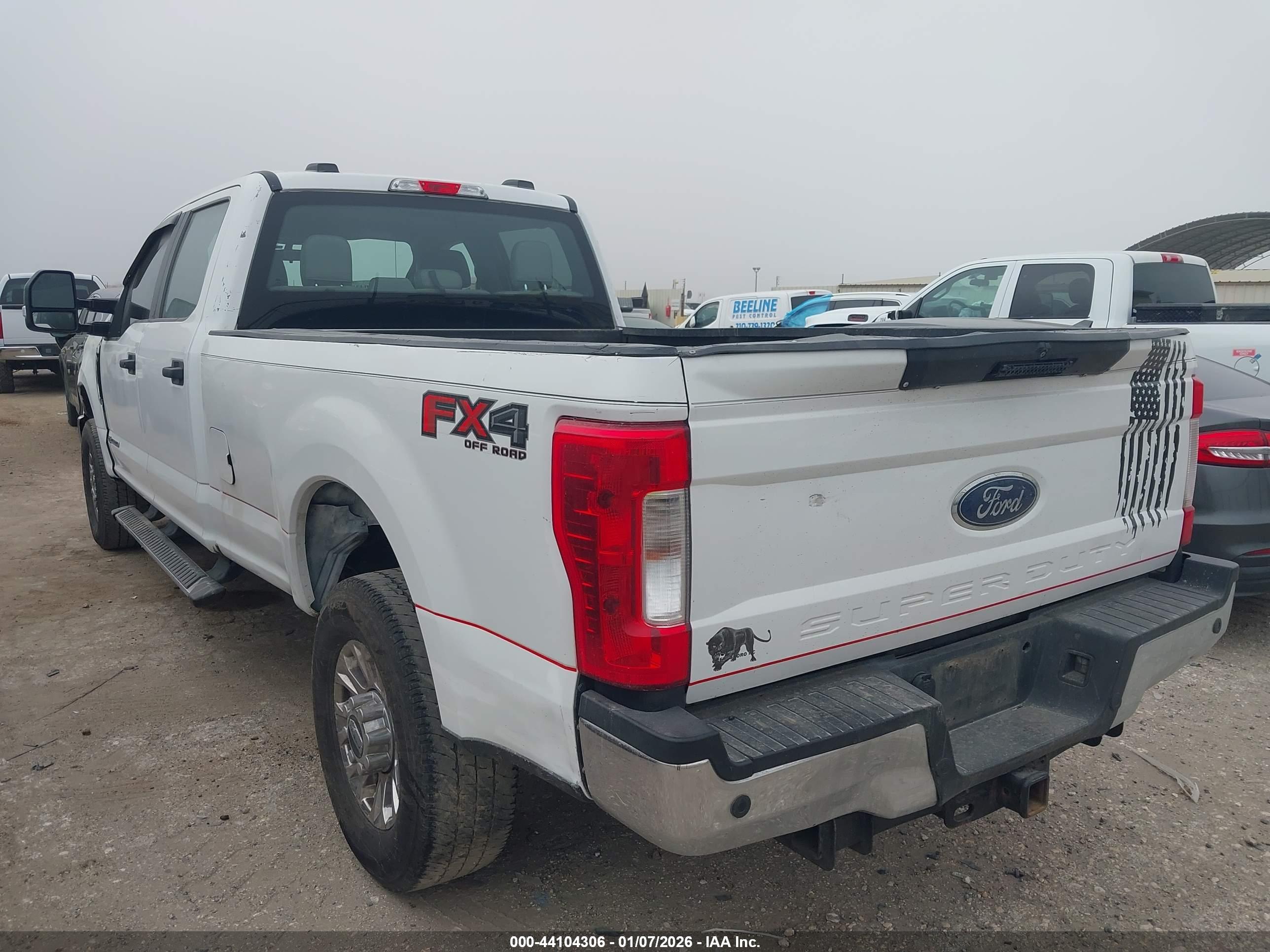 FORD F-250 image 3