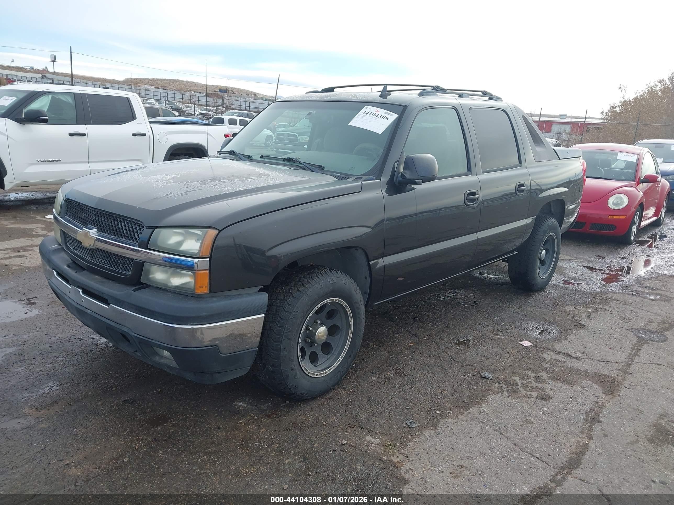 CHEVROLET AVALANCHE image 2