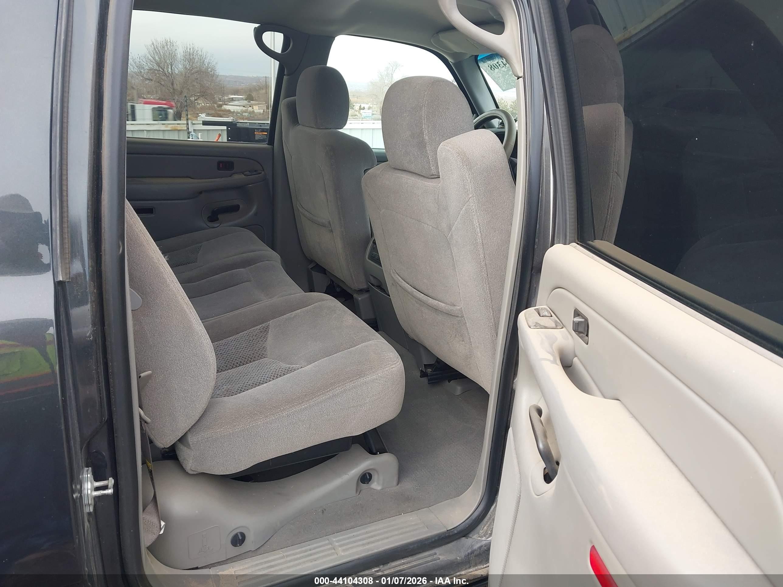 CHEVROLET AVALANCHE image 8