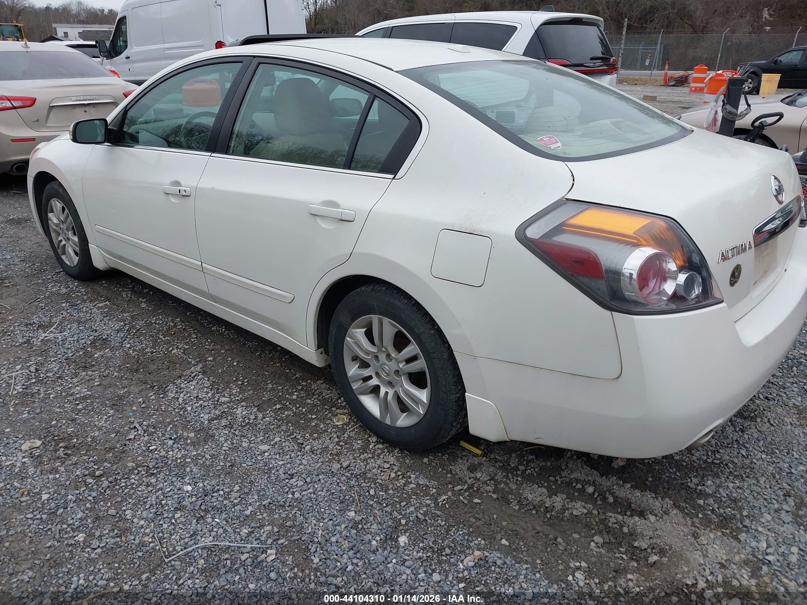 NISSAN ALTIMA image 3