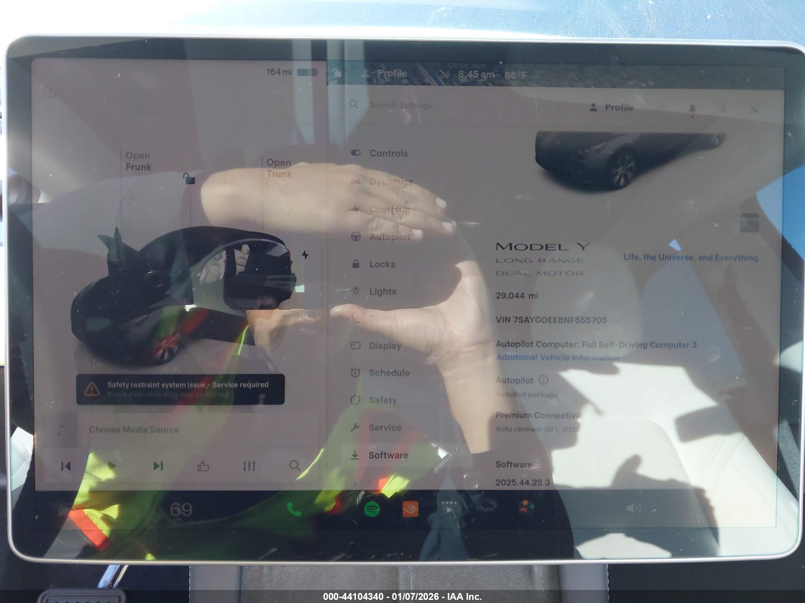 TESLA MODEL image 7