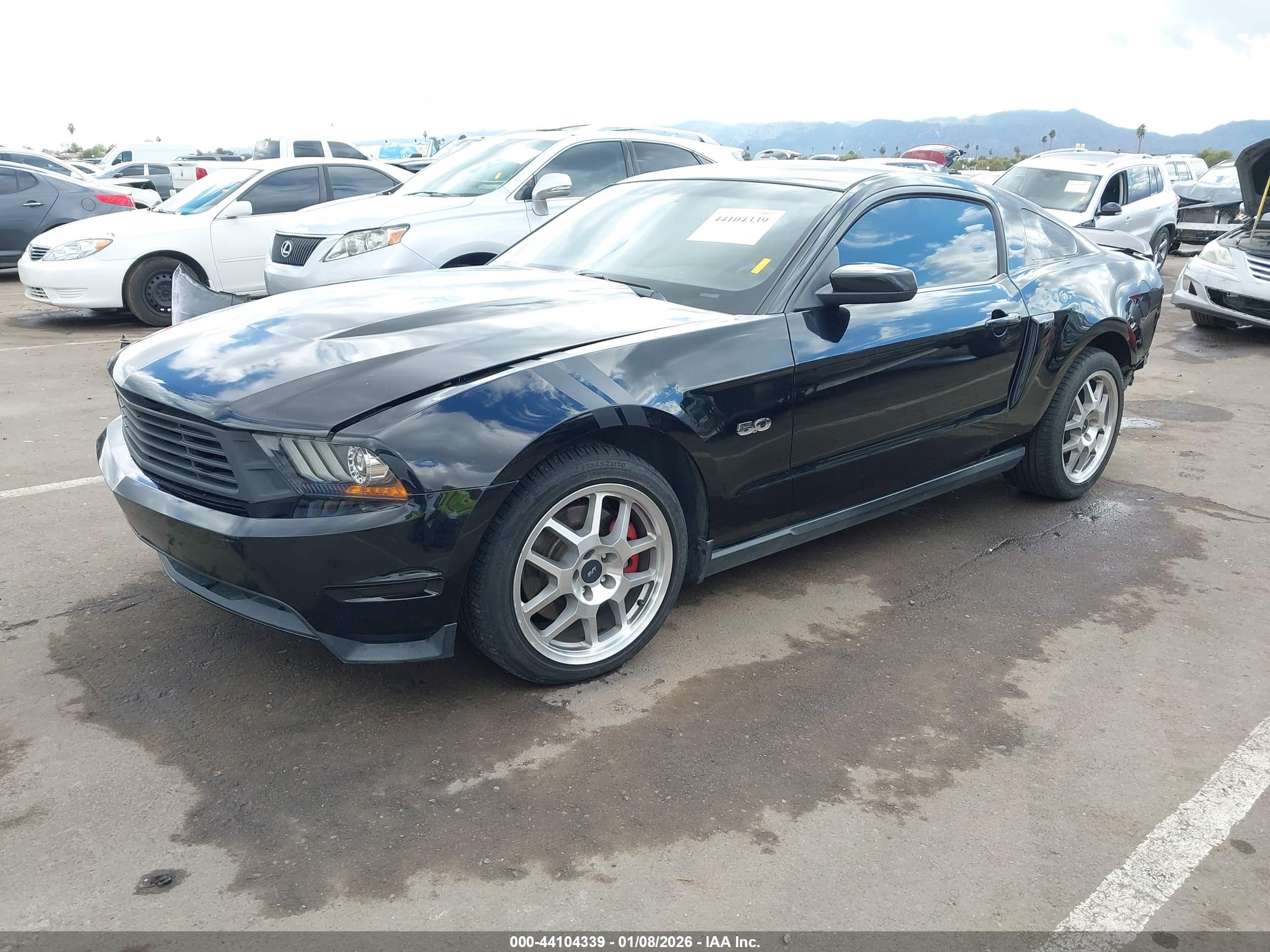 FORD MUSTANG image 2