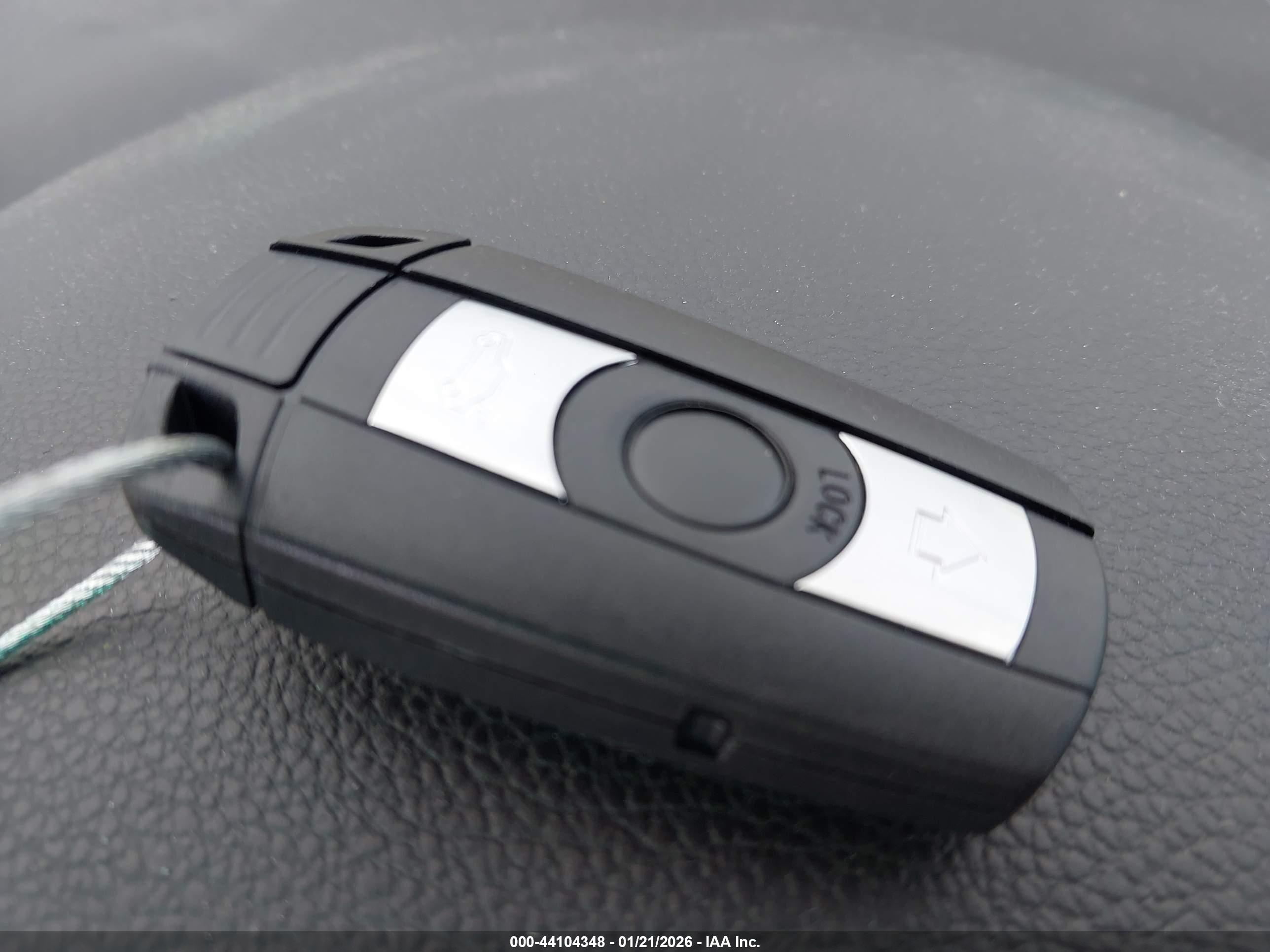 BMW 128I image 11
