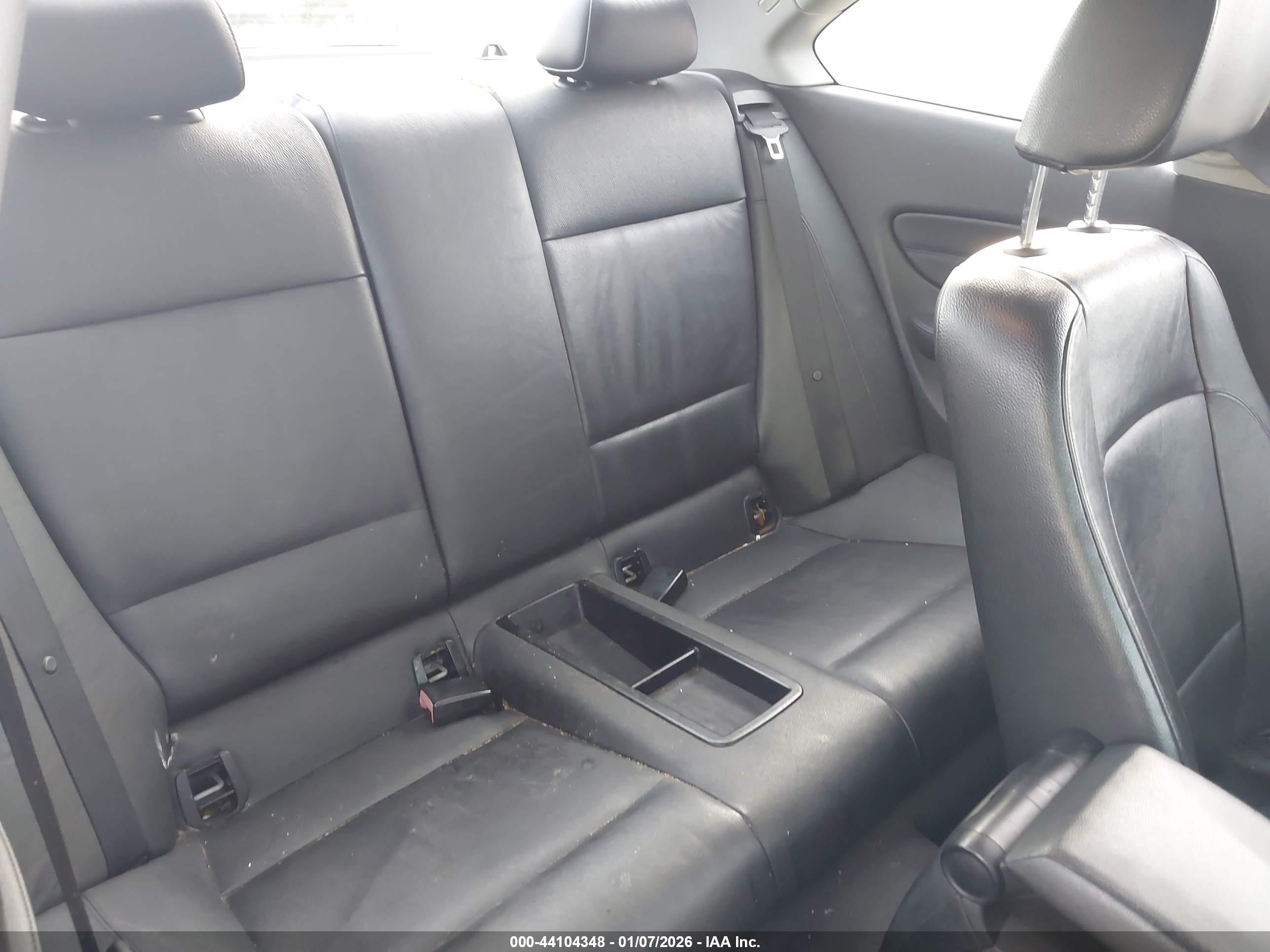 BMW 128I image 8