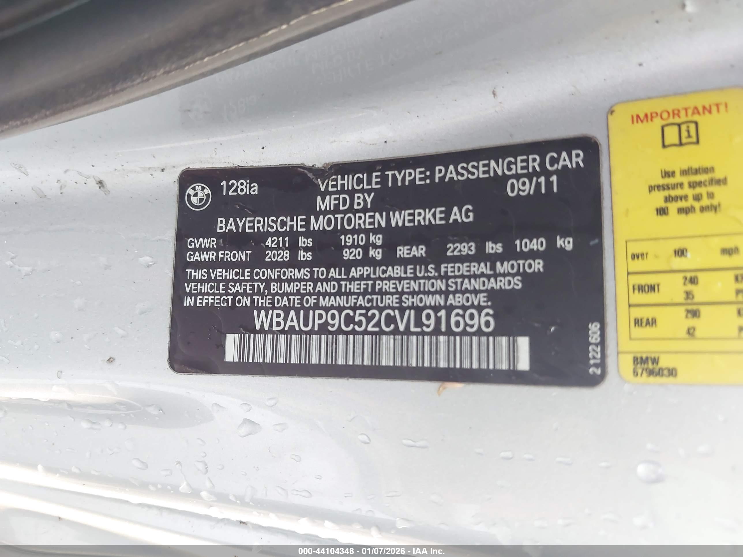 BMW 128I image 9