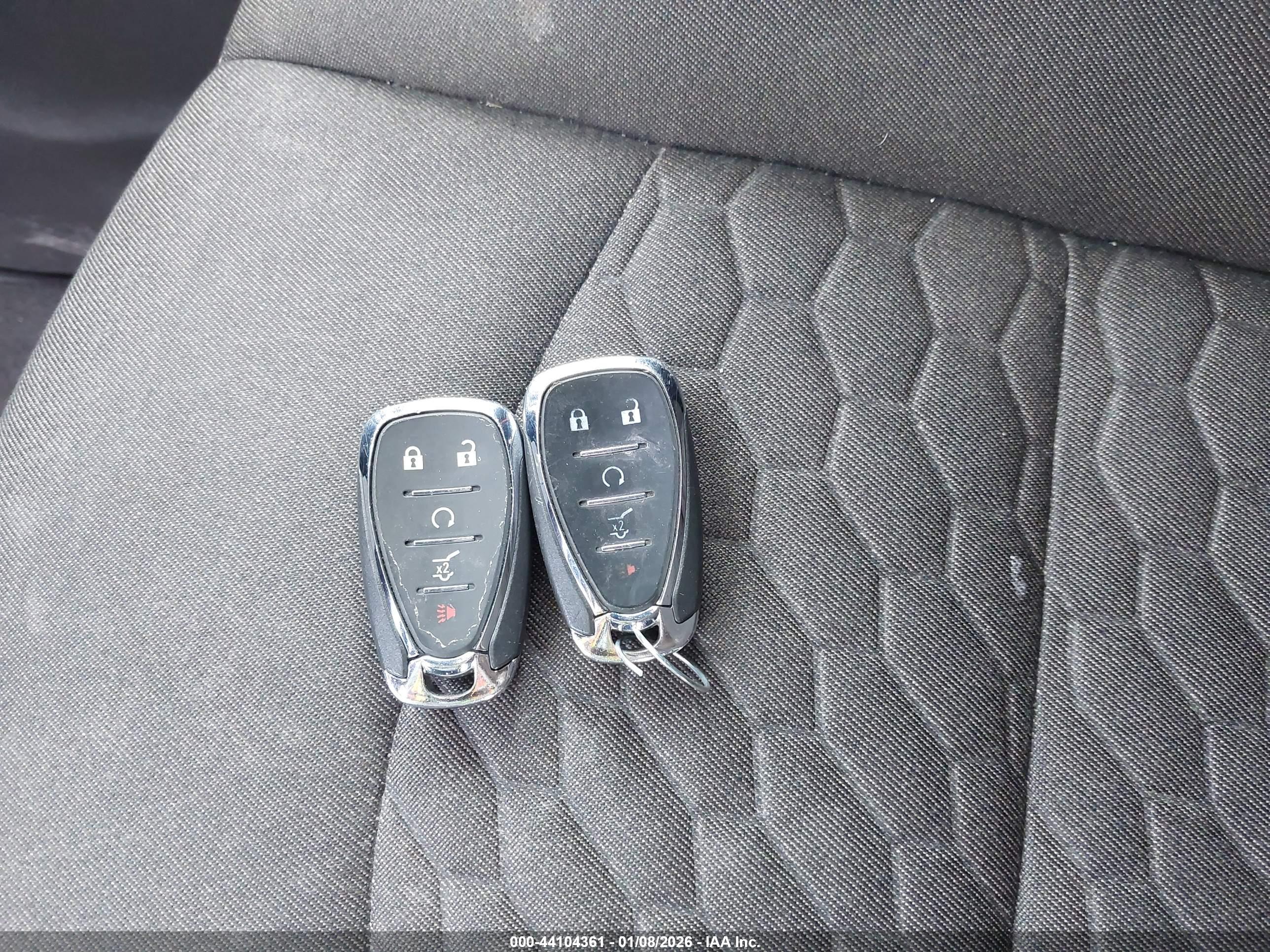 CHEVROLET EQUINOX image 11