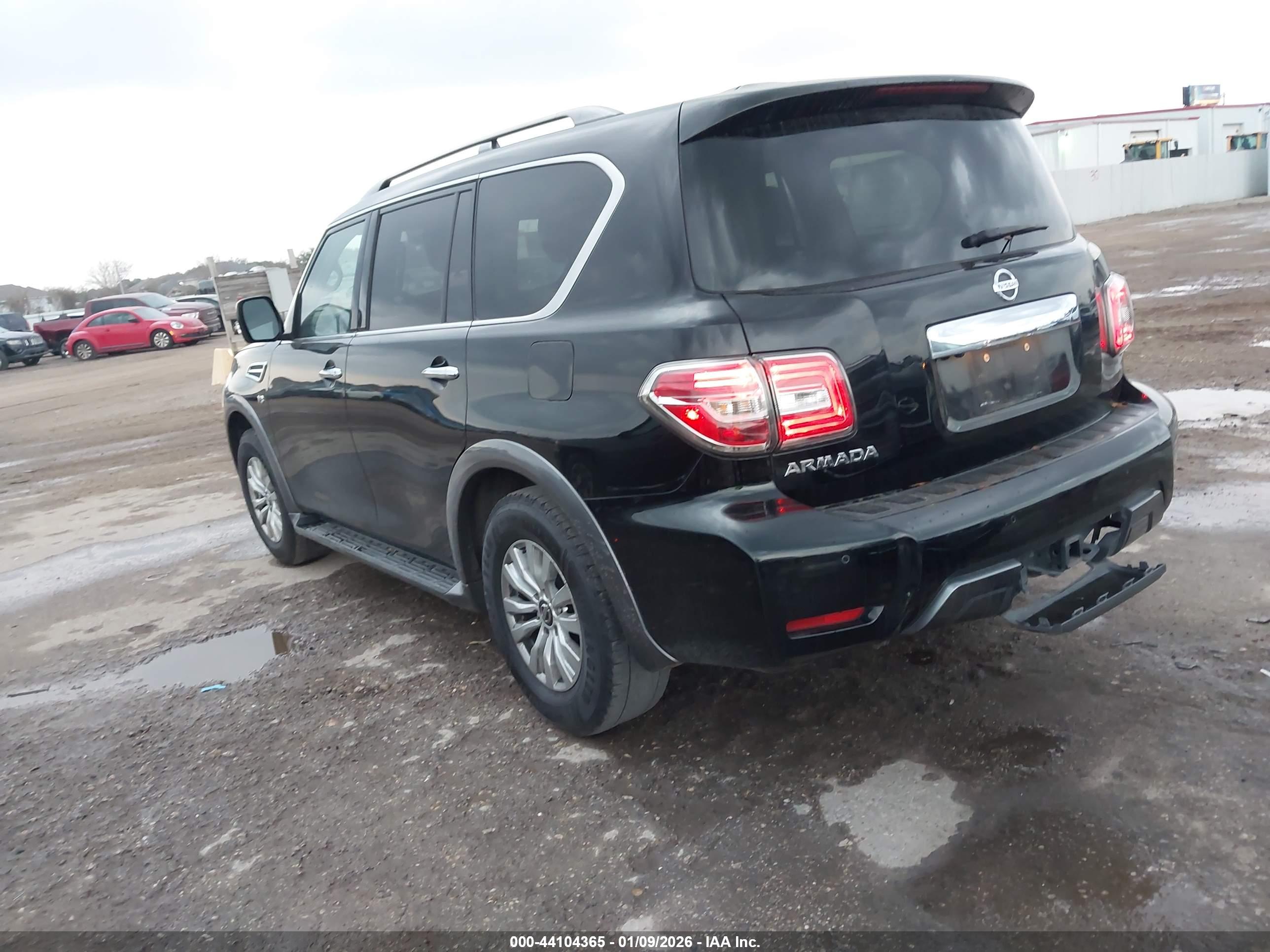 NISSAN ARMADA image 3