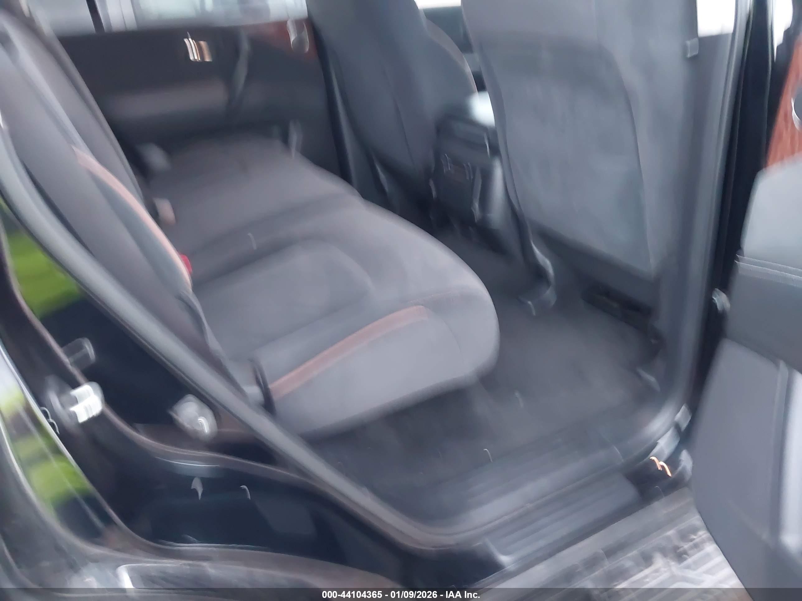 NISSAN ARMADA image 8