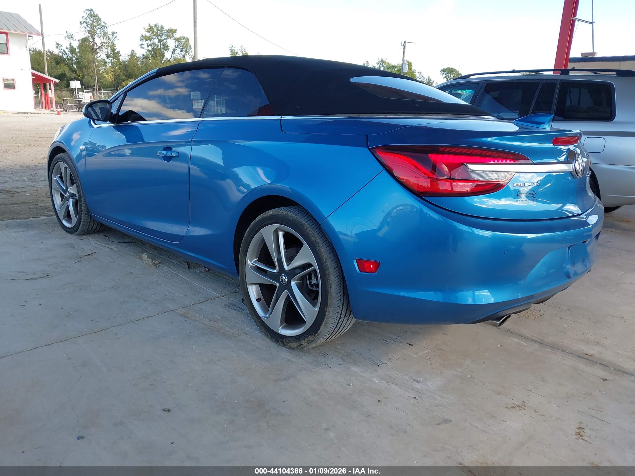 BUICK CASCADA image 3